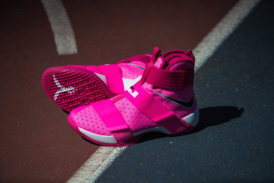 lebron soldier 9 pink