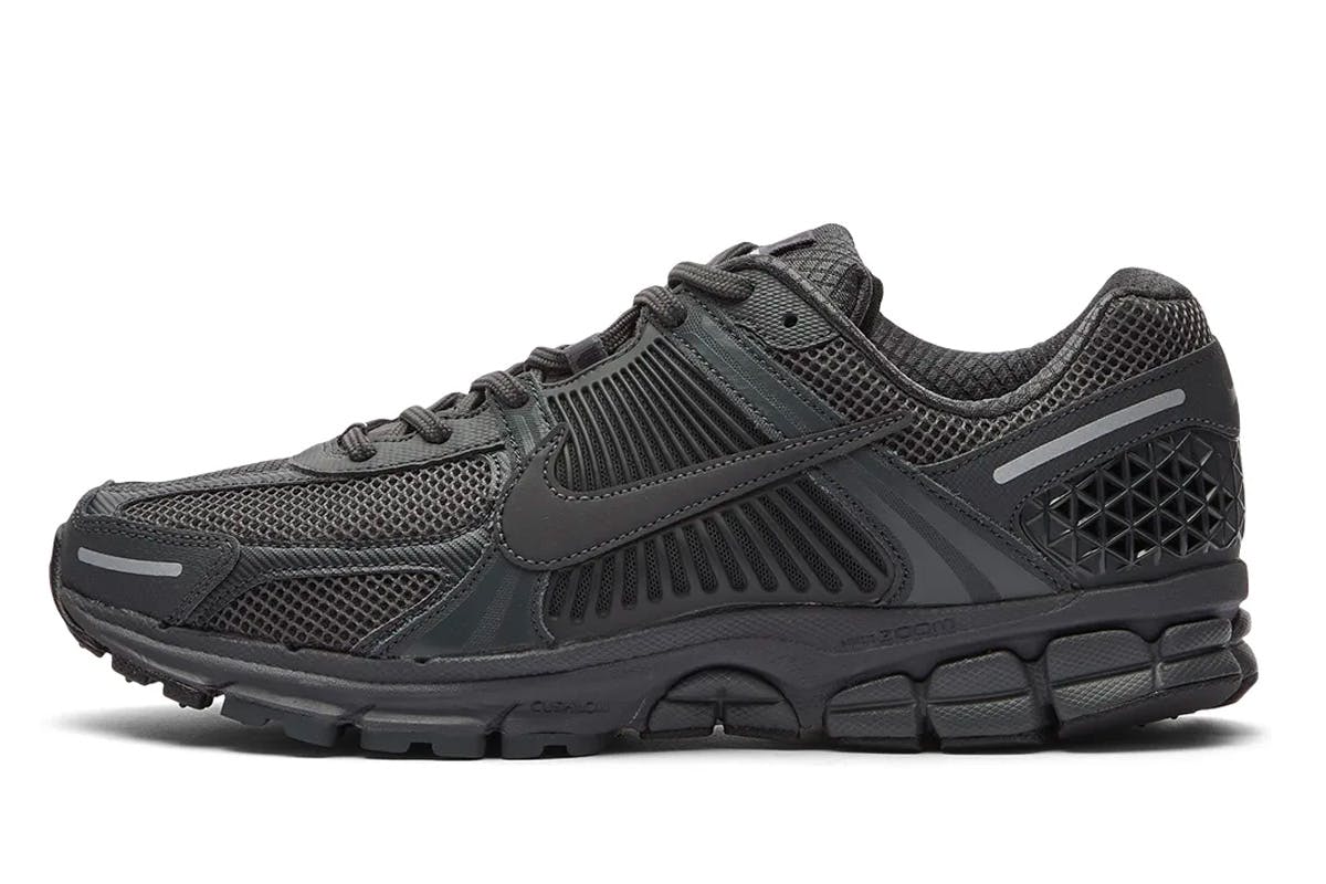 nike-zoom-vomero-5