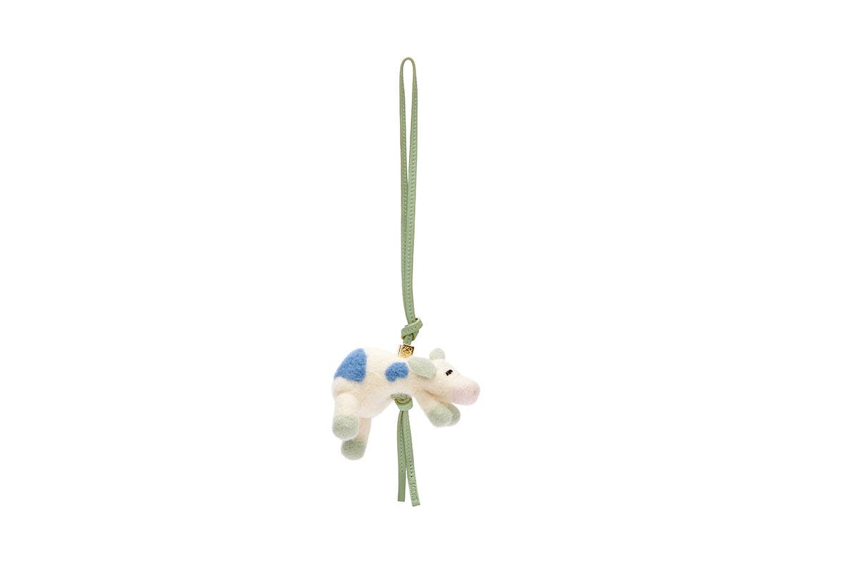 loewe-howls-moving-castle-studio-ghibli-148