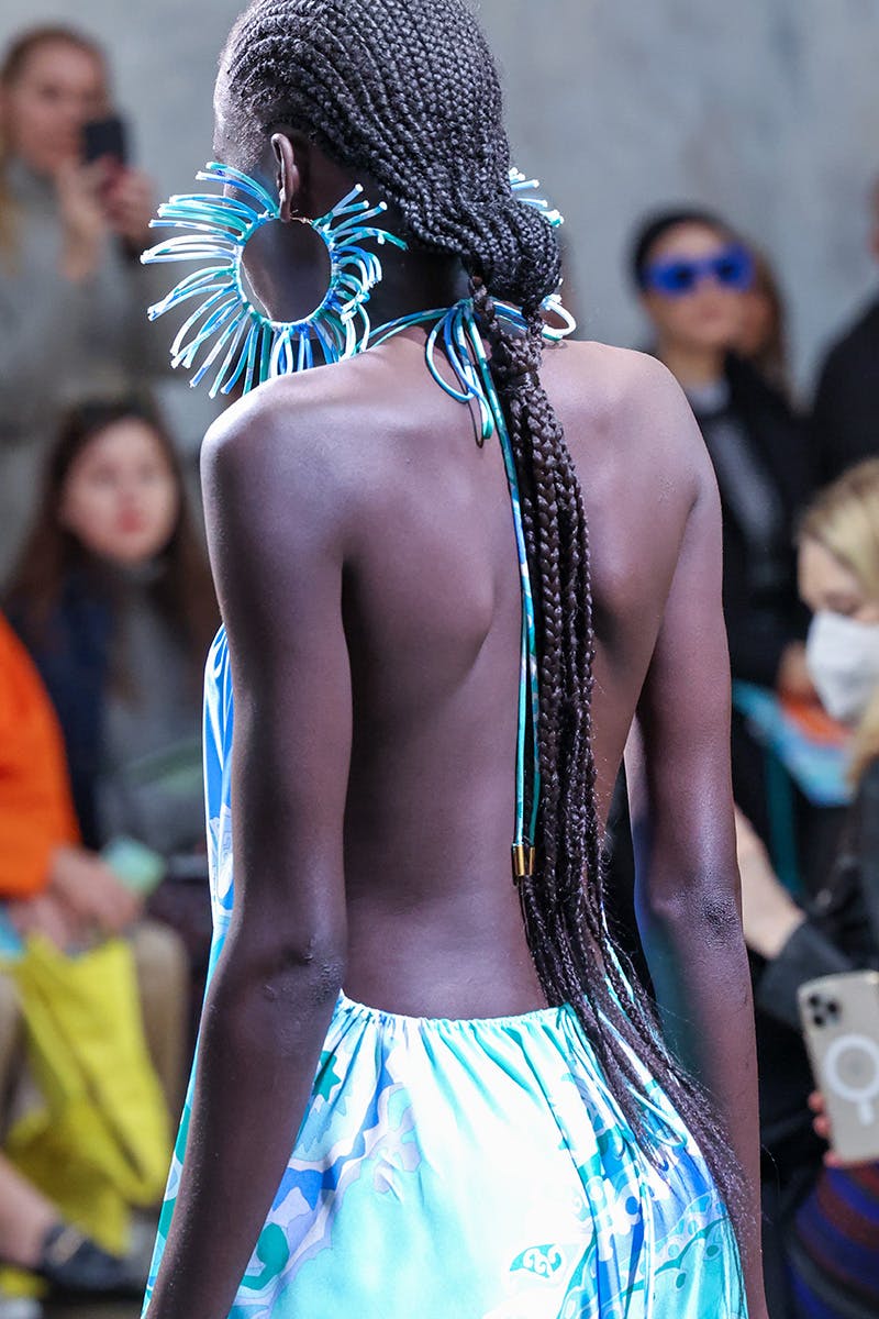 Black-hair-fashion-week-02