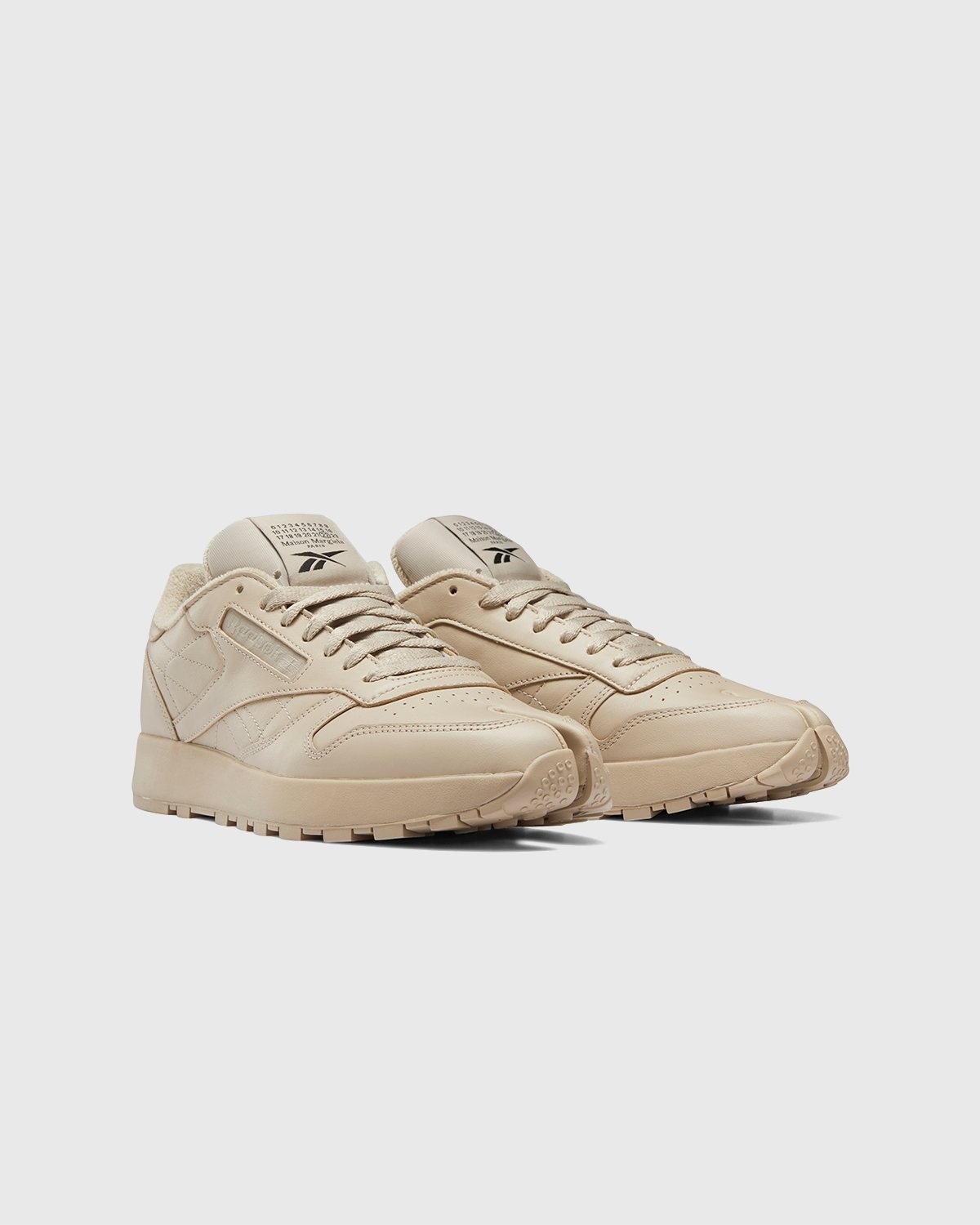 Maison Margiela x Reebok – Classic Leather Tabi Natural - Low Top Sneakers - Beige - Image 2