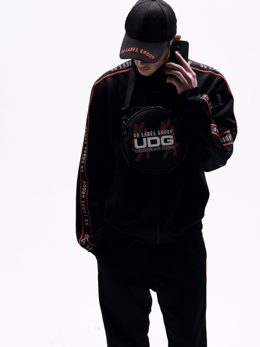 44LabelgroupFW23_LOOKBOOK_08_2