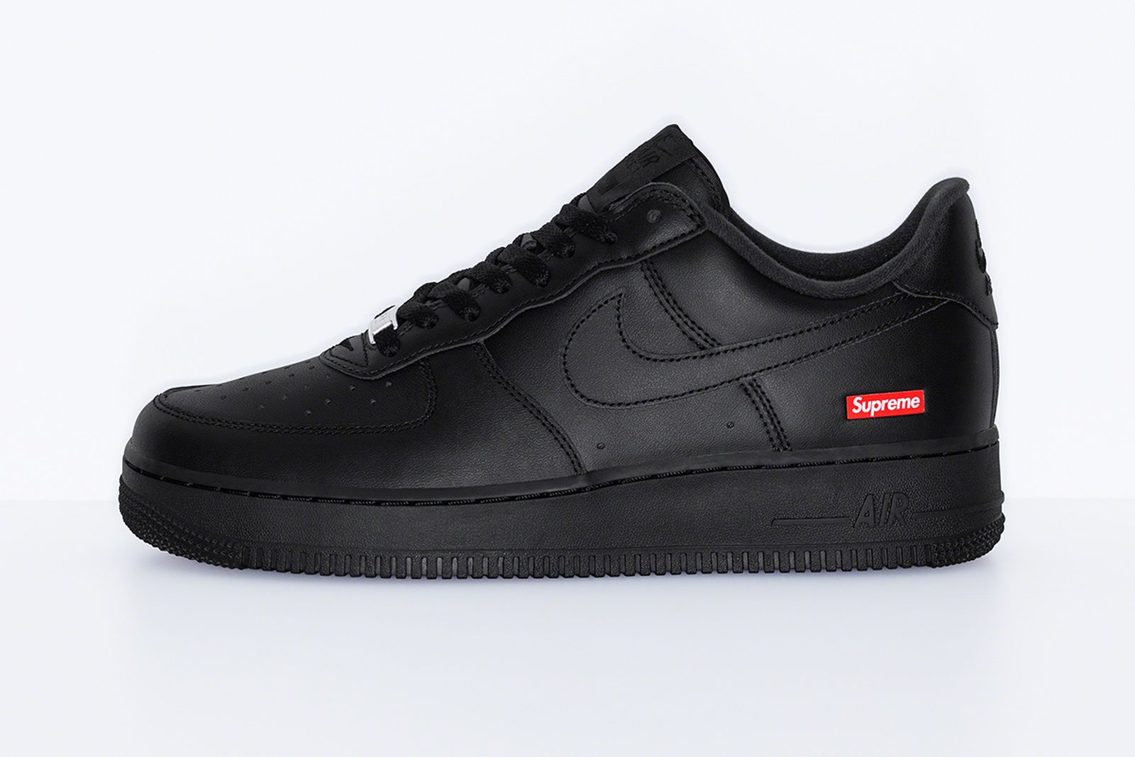 supreme-nike-air-force-1-low-2020-release-date-price-08