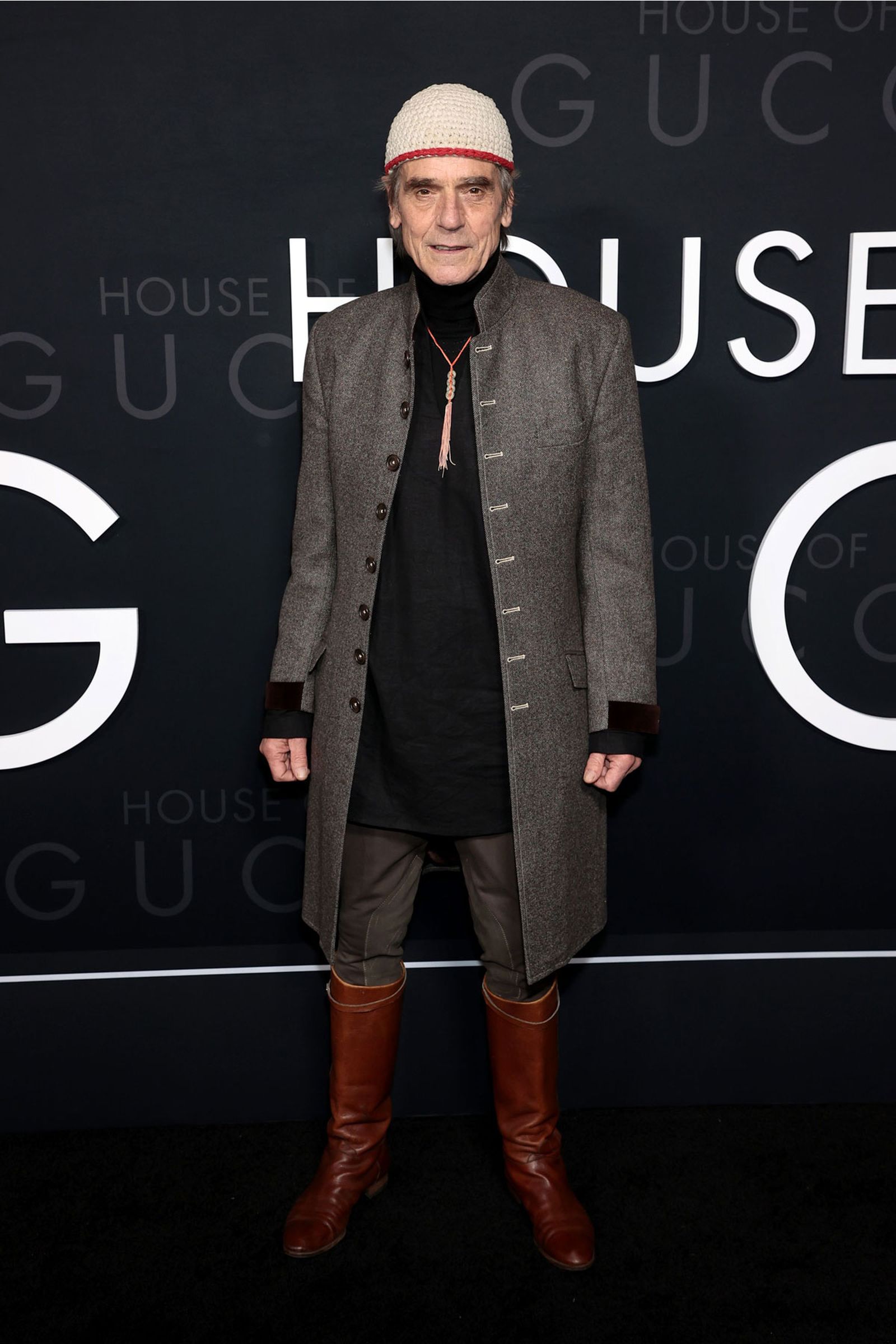 house-of-gucci-jeremy-irons-02