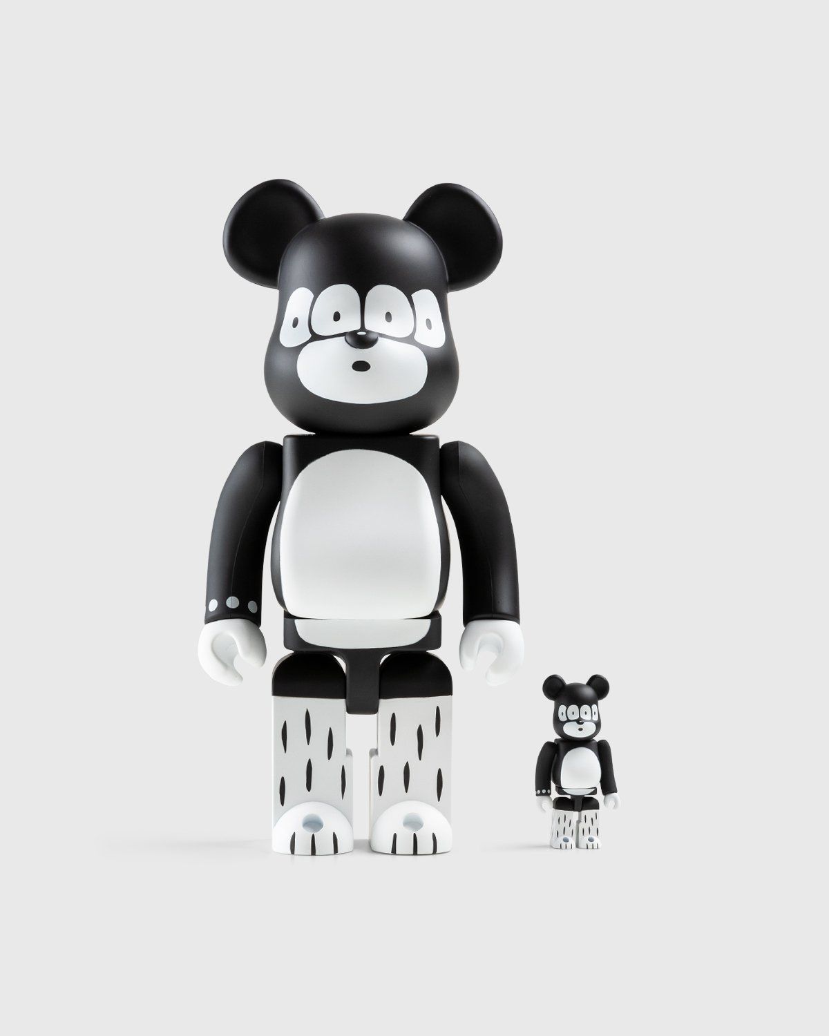 Medicom – Be@rbrick Matthew 100% and 400% Set Multi - Art & Collectibles - Multi - Image 1