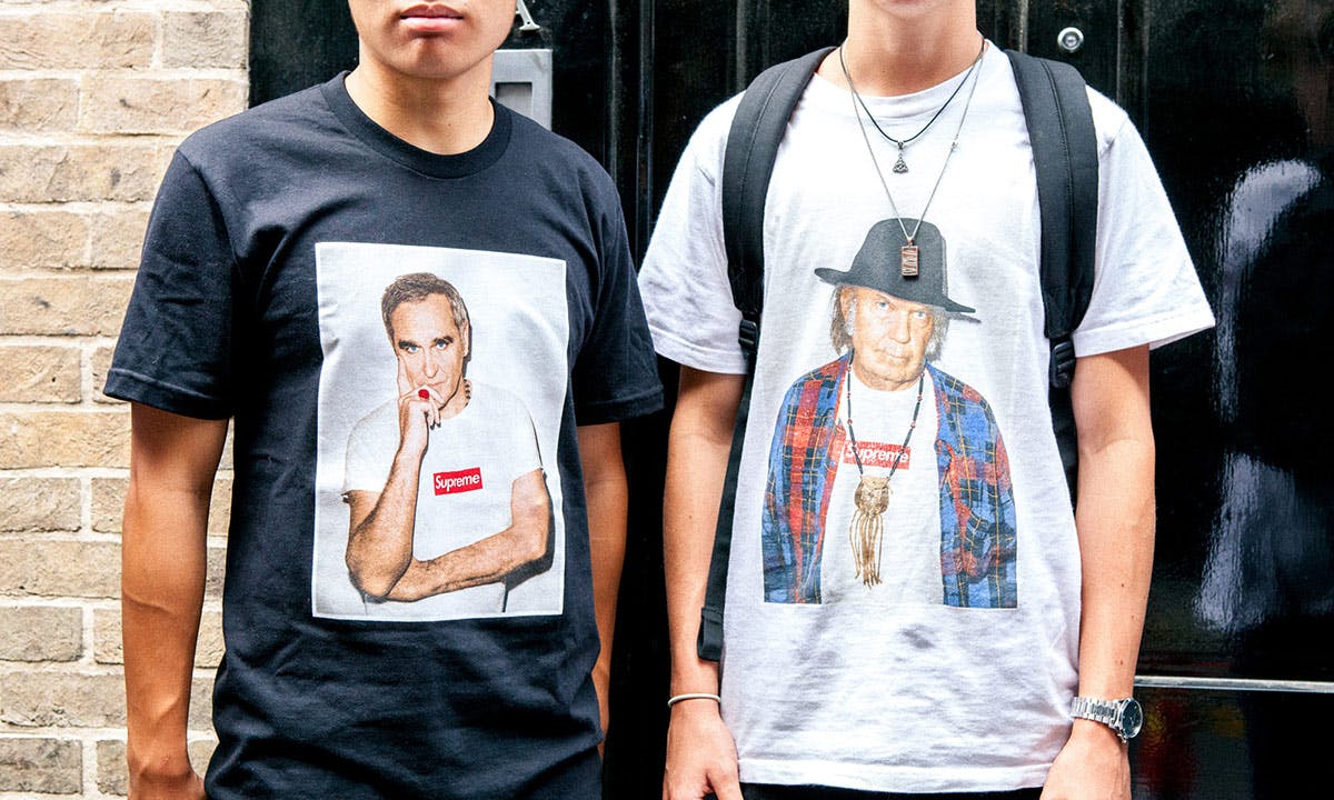 Supreme F/W 2017 Independent Old English Tee Box Logo Supreme F/W 2017 Independent Old English Tee Box Logo