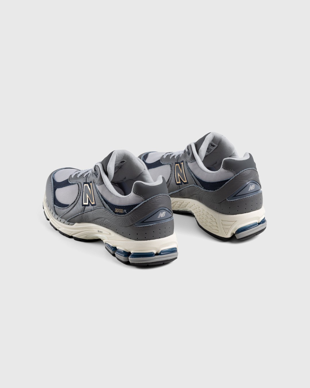 New Balance – M2002RHP Castle Rock - Sneakers - Grey - Image 4