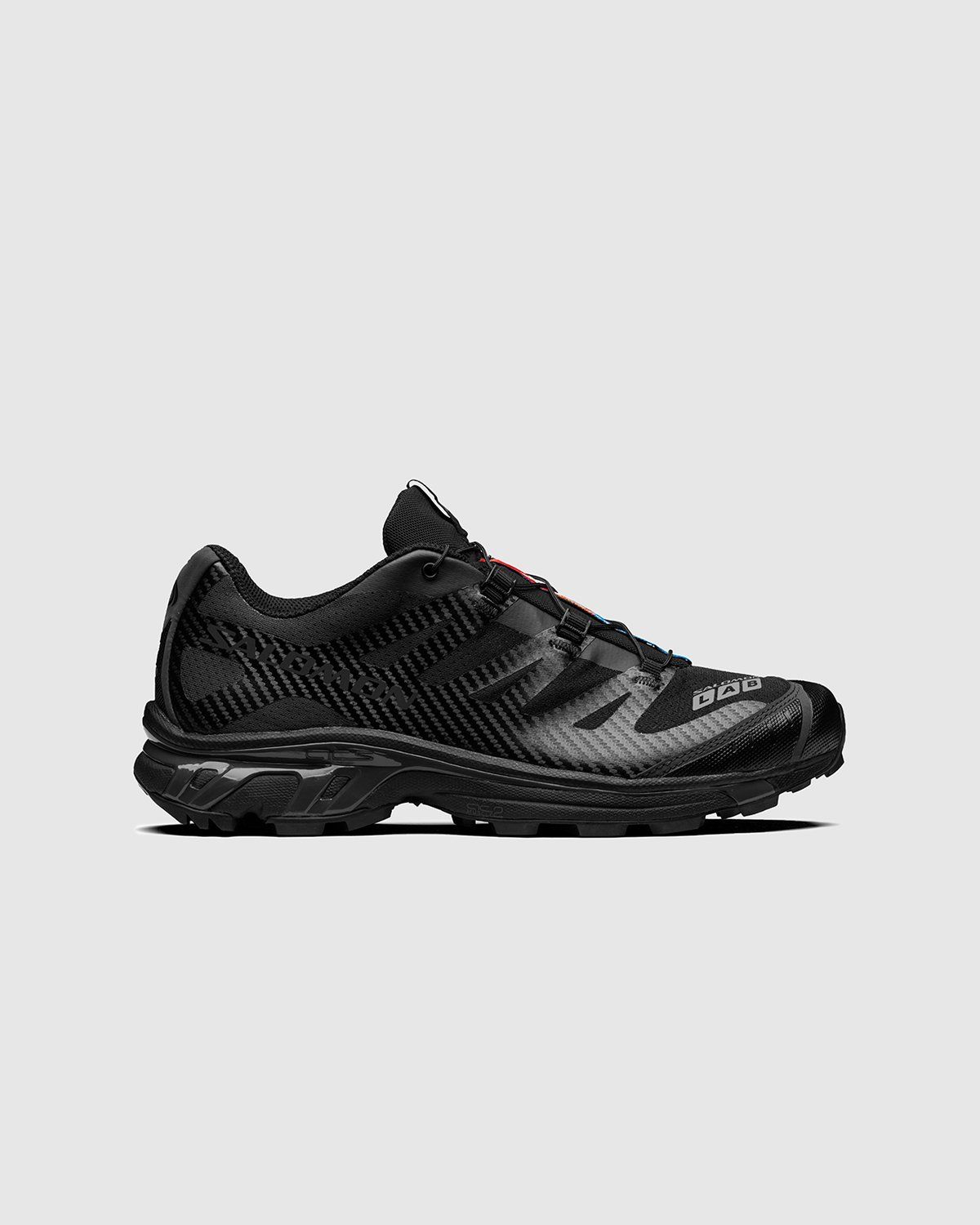 Salomon – XT-4 ADVANCED Black/Black/Magnet - Low Top Sneakers - Black - Image 1
