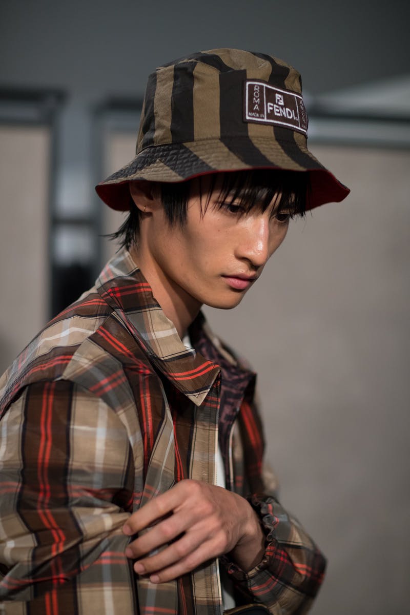 fendi ss19 mfw runway