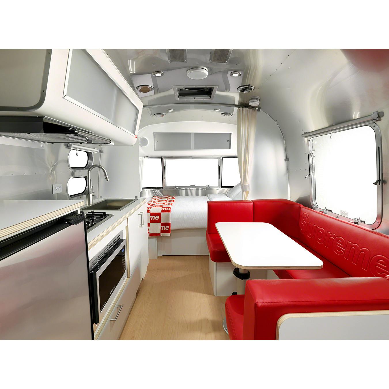 supreme-airstream-travel-trailer-collab (2)