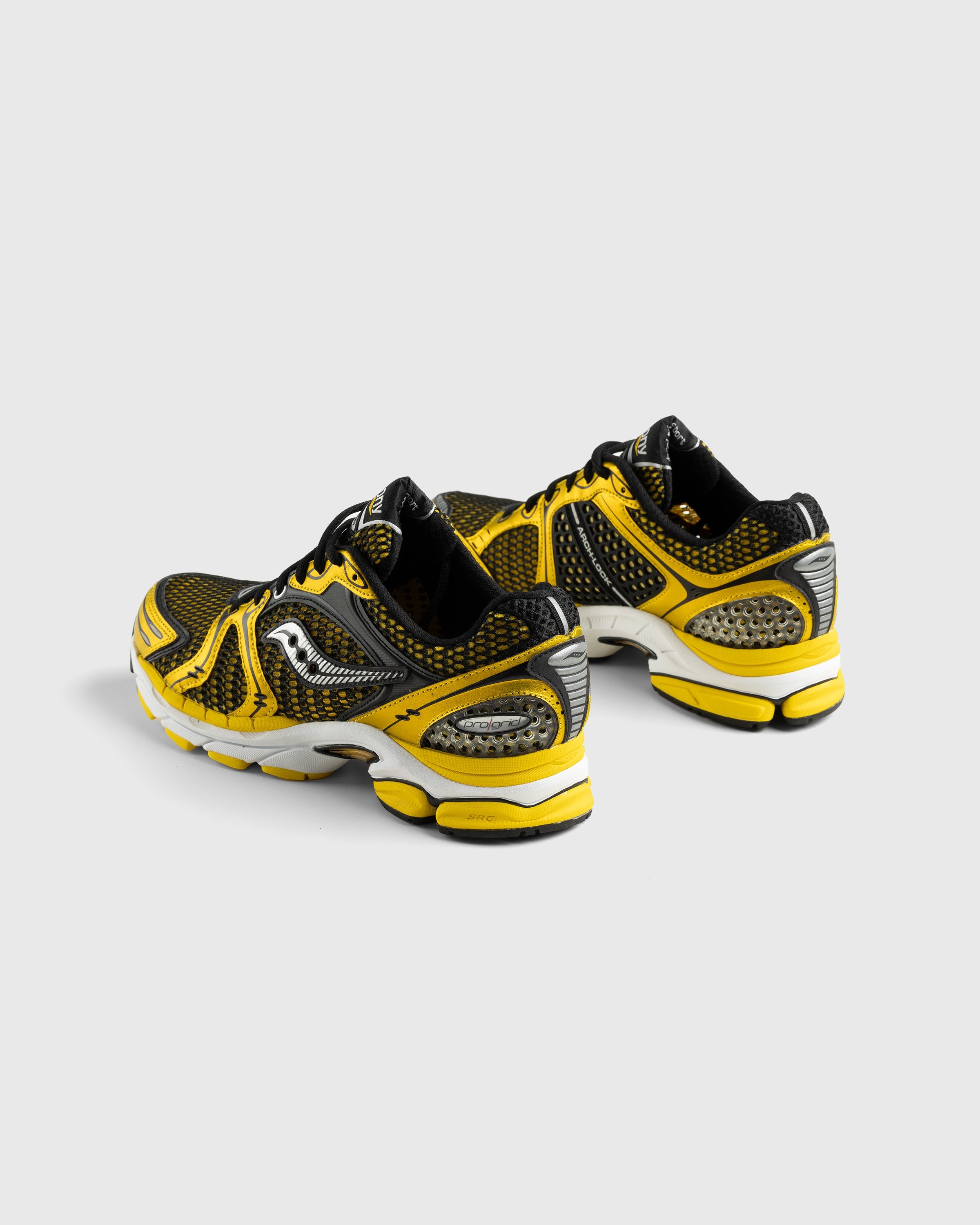 Saucony – ProGrid Triumph 4 Lemon - Sneakers - Yellow - Image 4