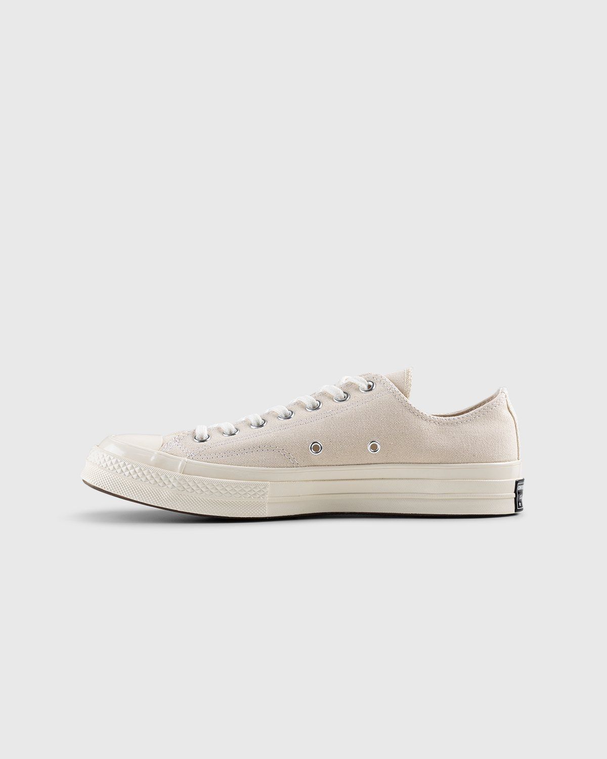 Converse – Chuck 70 Ox Natural/Black/Egret - Low Top Sneakers - Beige - Image 2