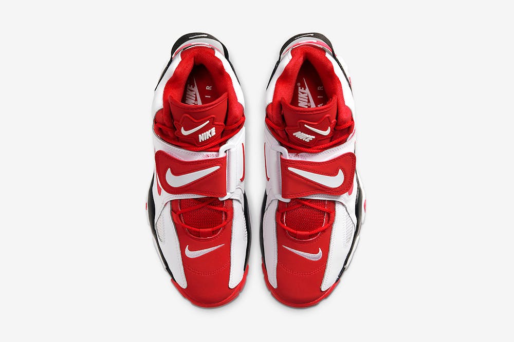 Clavijas gerente admirar Nike Air Barrage Mid "White, Black & Red": Release Info