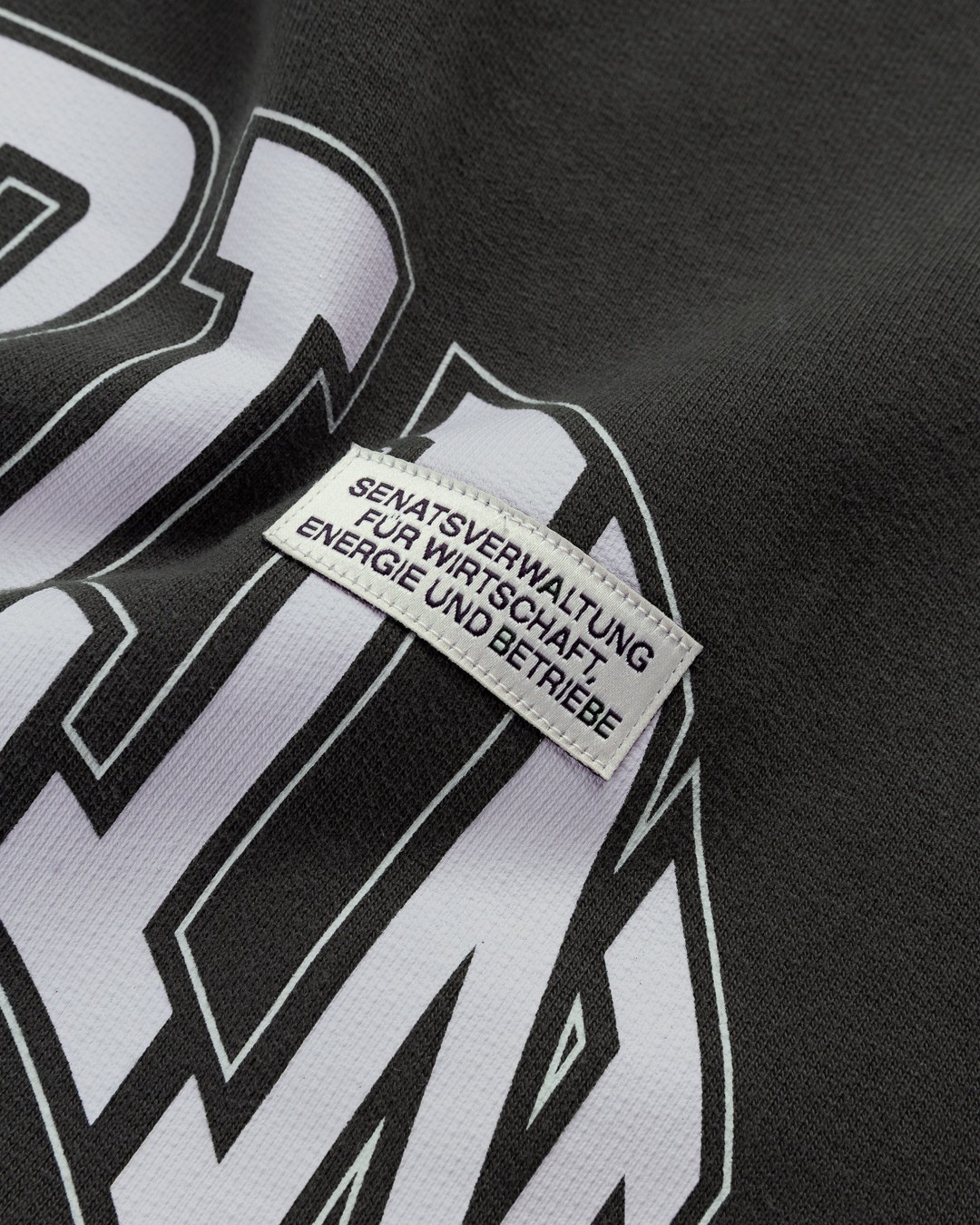 Highsnobiety – BERLIN, BERLIN 3 Crewneck Black - Sweats - Black - Image 4