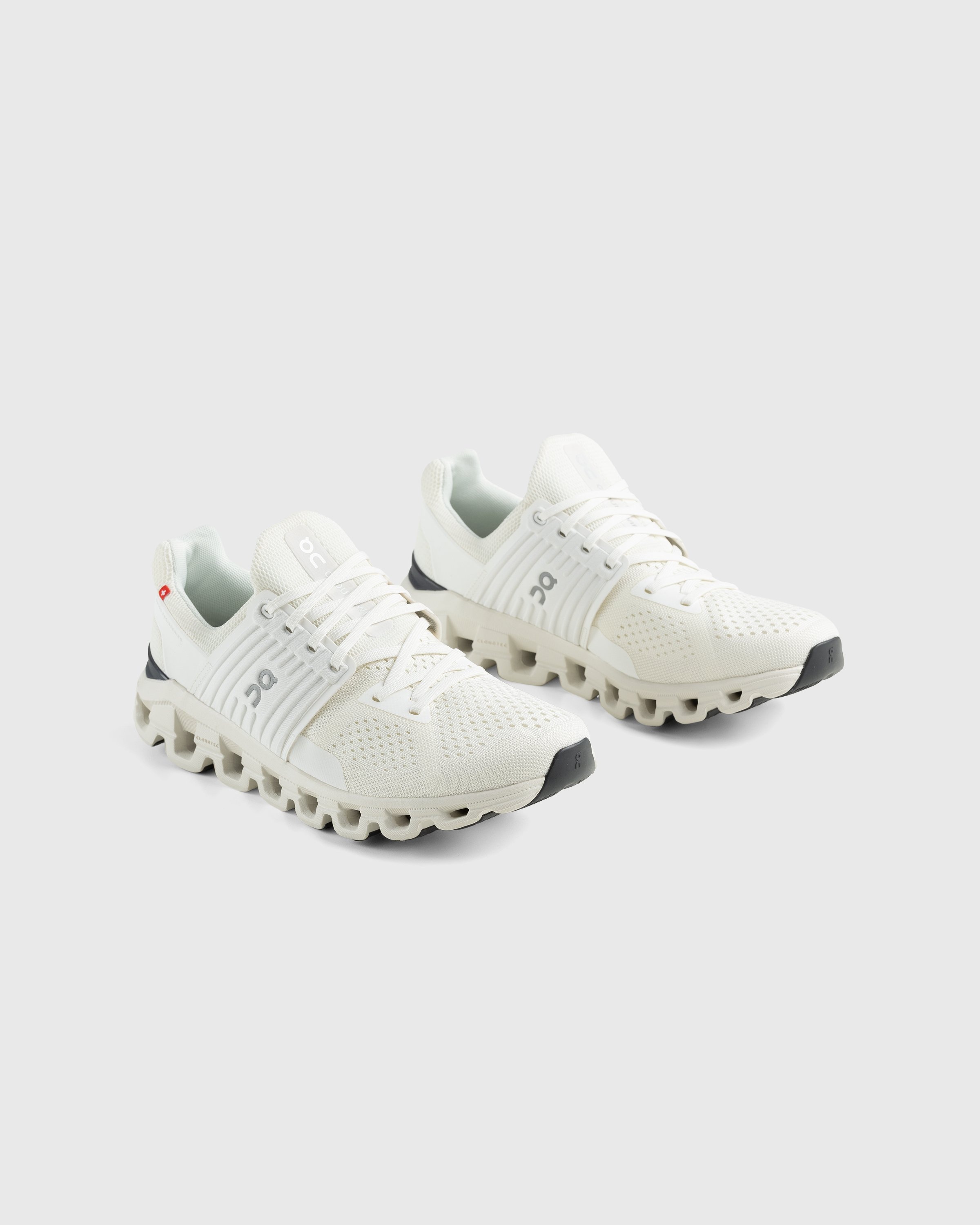 On – Cloudswift All White - Sneakers - White - Image 3