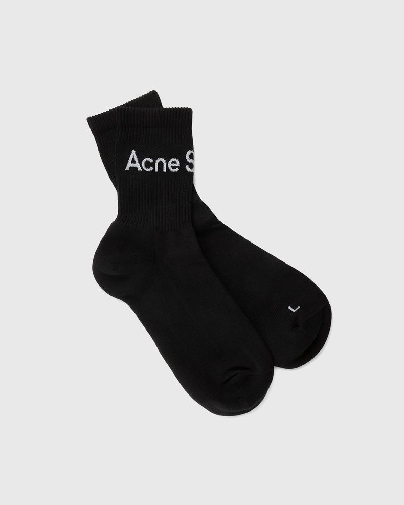 Acne Studios – Ribbed Logo Socks Black Sati/Grey