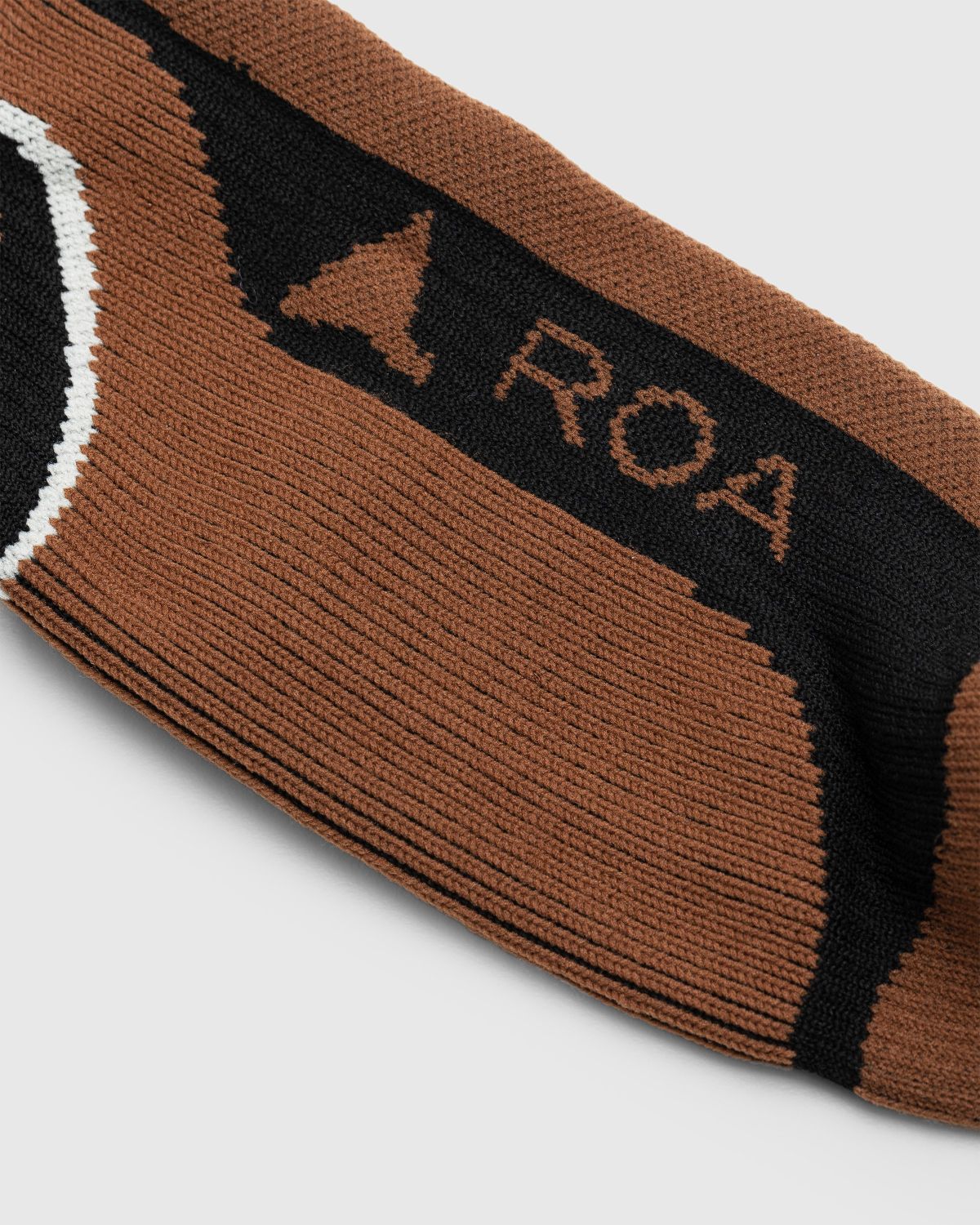 ROA – Mid-Calf Socks Red - Socks - Red - Image 2