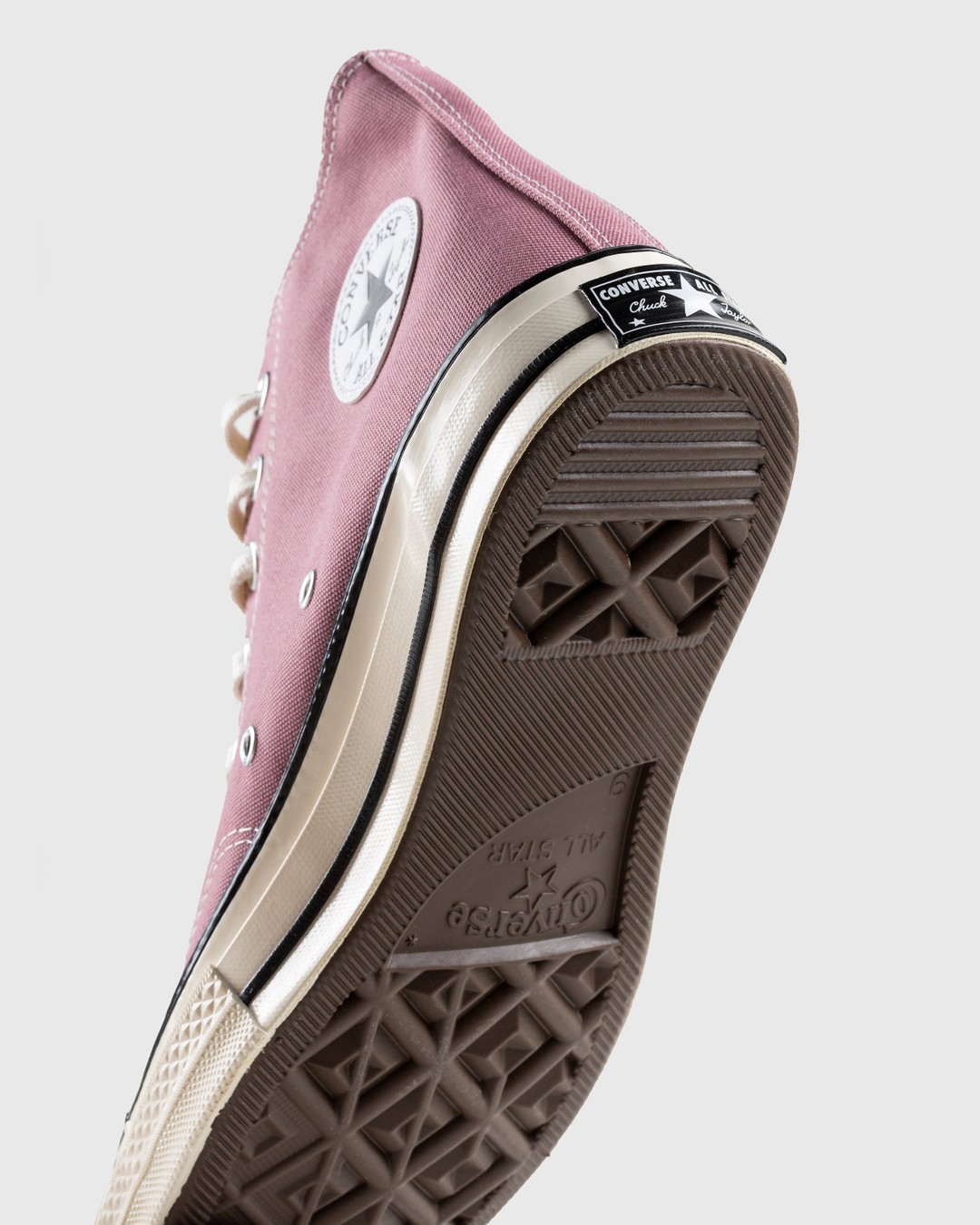 Converse – Chuck 70 Hi Pink Aura/Egret/Black - High Top Sneakers - Pink - Image 6