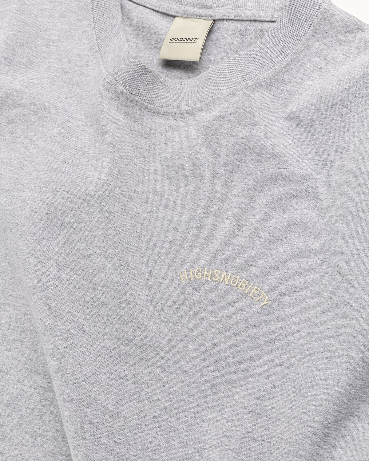 Highsnobiety – Heavy Logo Staples T-Shirt Heather Grey - Tops - Grey - Image 4