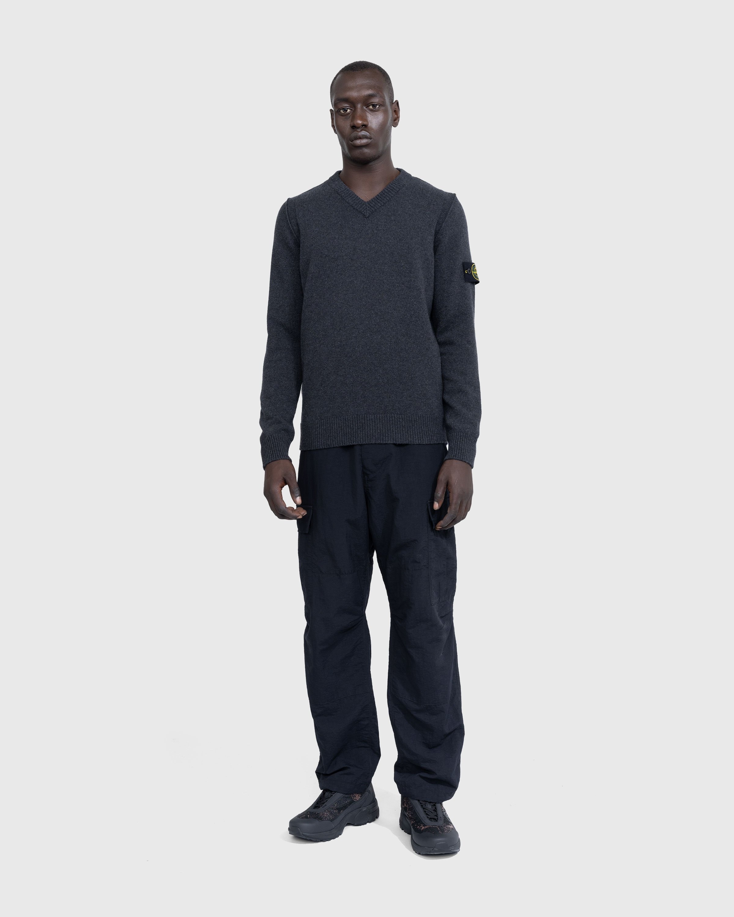 Charcoal stone island jumper hot sale