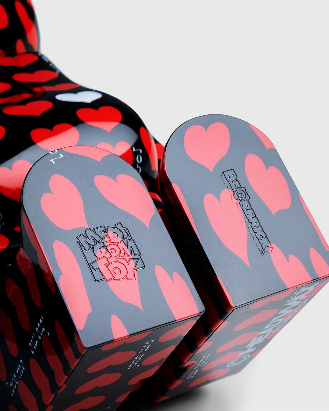 Medicom – Be@rbrick Black Heart 1000% - Toys - Black - Image 5