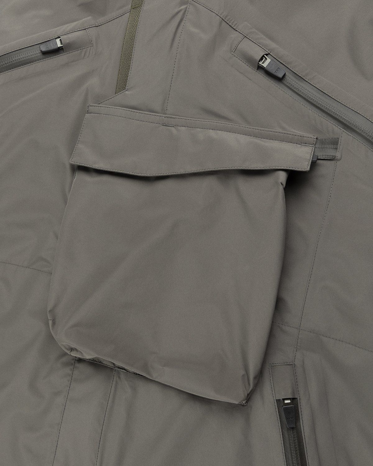 ACRONYM – J1W-GTPL Backer Grey - Outerwear - Grey - Image 4