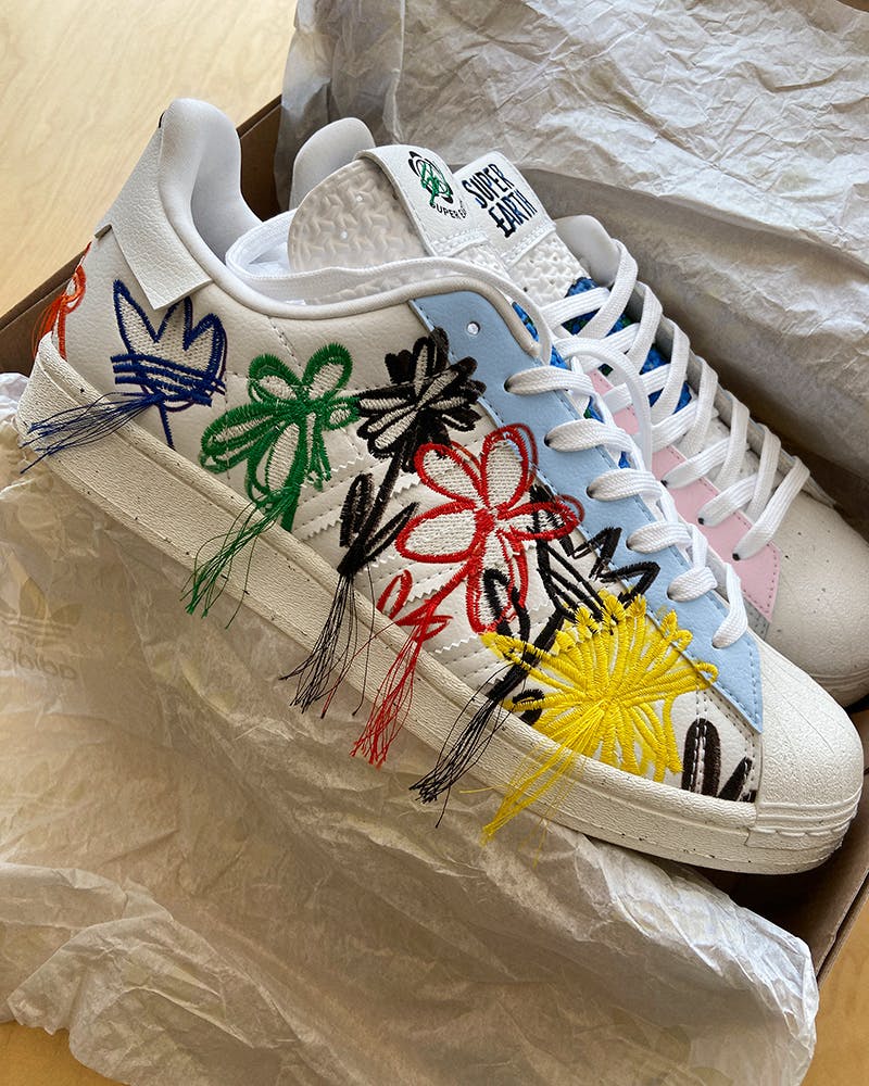 superstar sean wotherspoon superearth