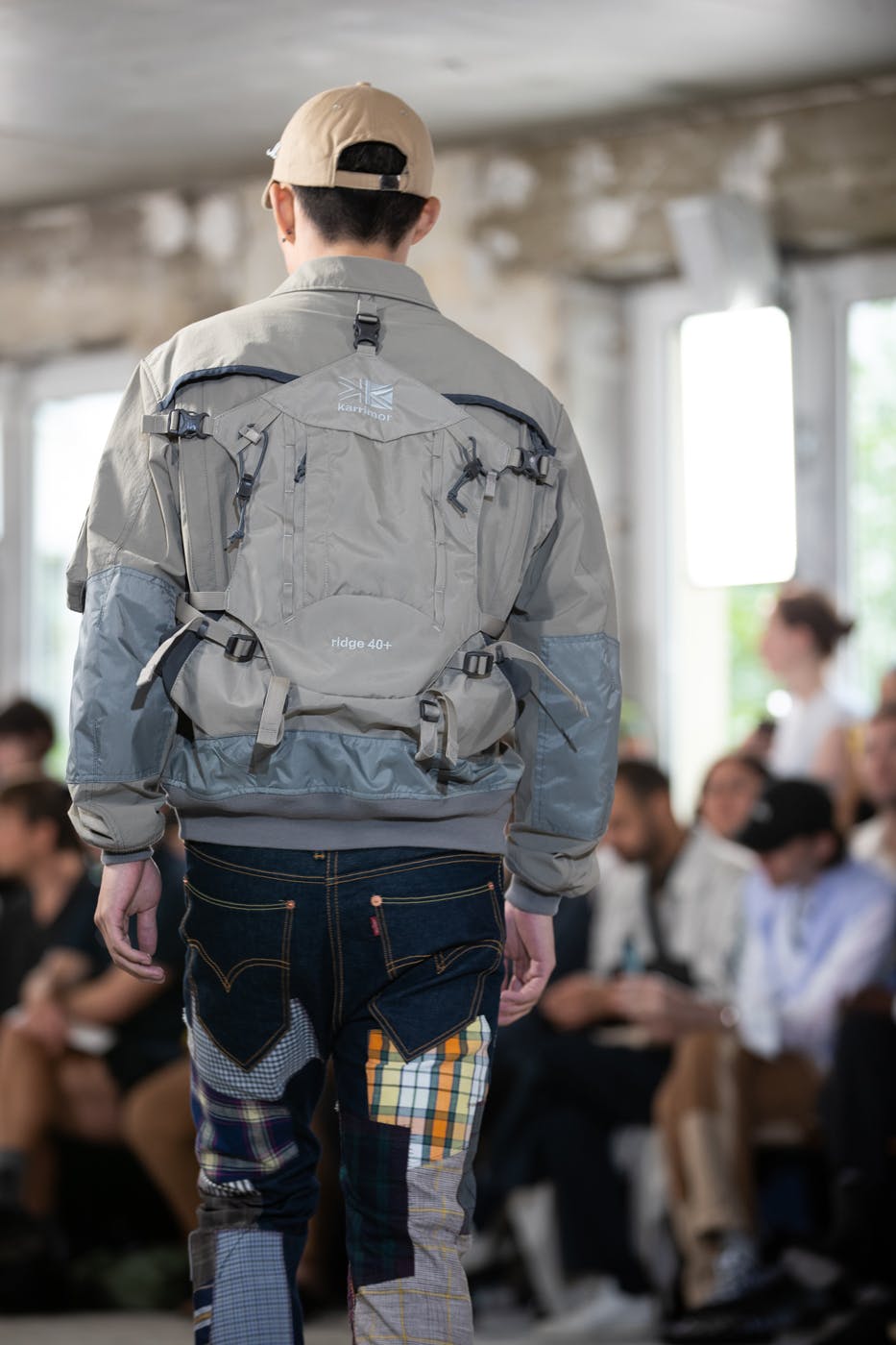 junya-watanabe-mens-ss23-warhol-basquiat-haring (15)