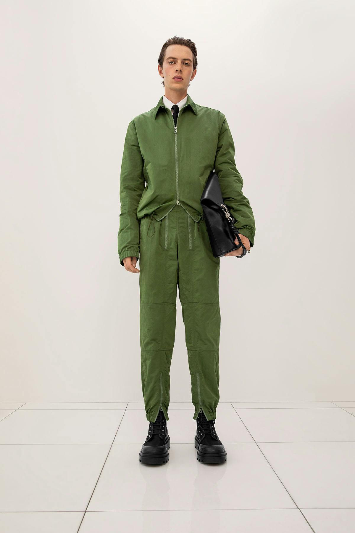 bottega-veneta-resort-2023-6