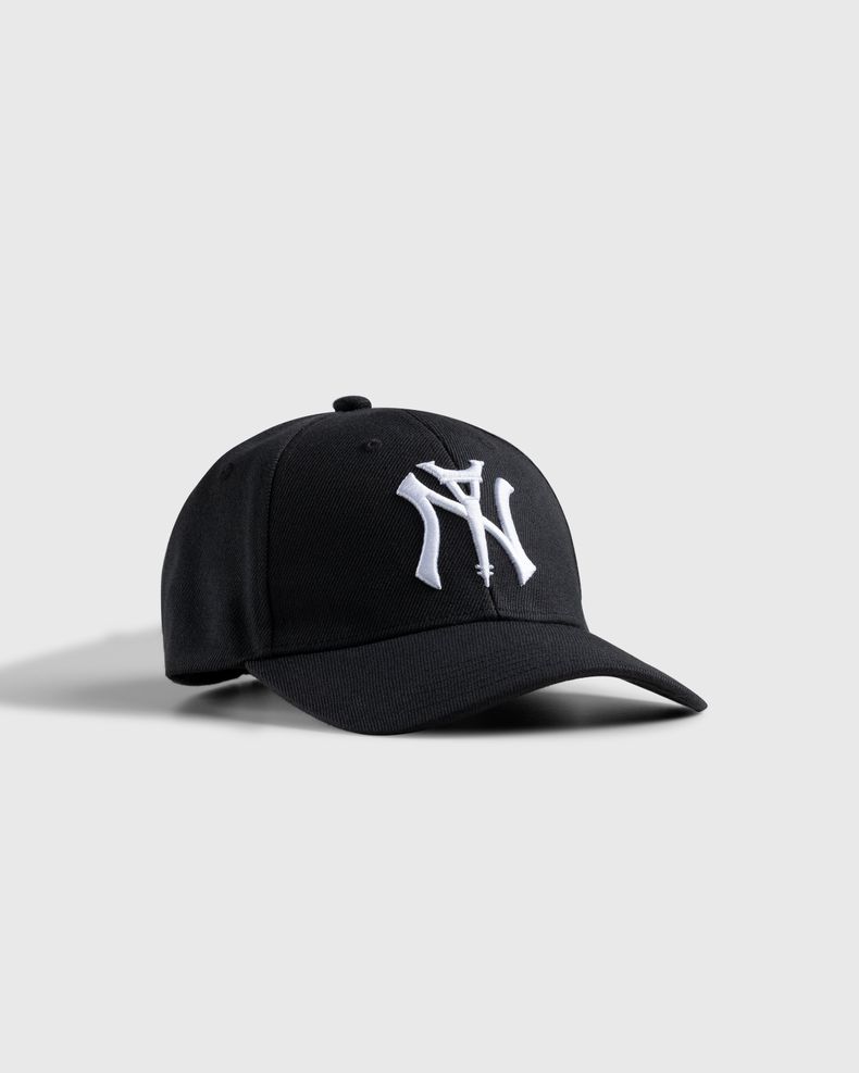 Praying – Not In Paris 4 Cap Black