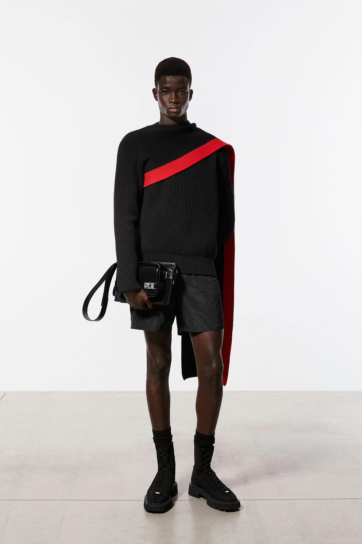 ferragamo-pre-fall-2023-12