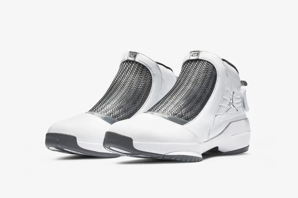 system fox Bend Nike Launches New Line Checkout Feature Today