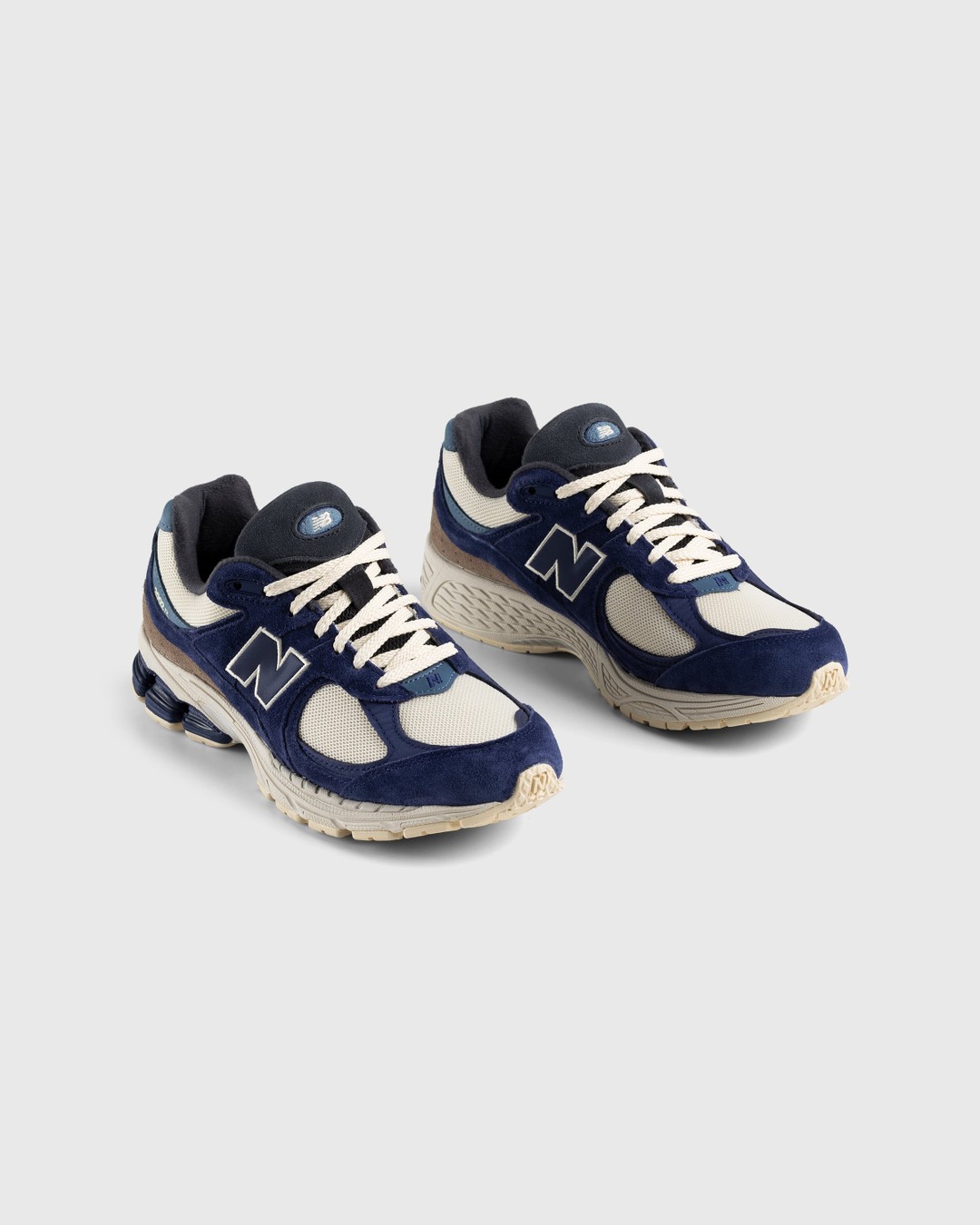 New Balance – M2002RG Night Tide - Sneakers - Blue - Image 4
