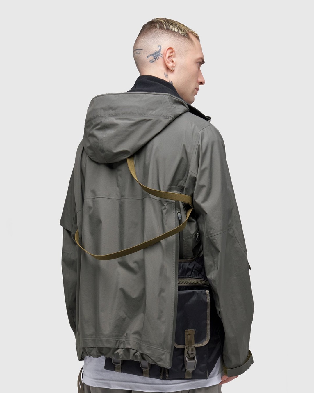 ACRONYM – J1W-GTPL Backer Grey - Outerwear - Grey - Image 11