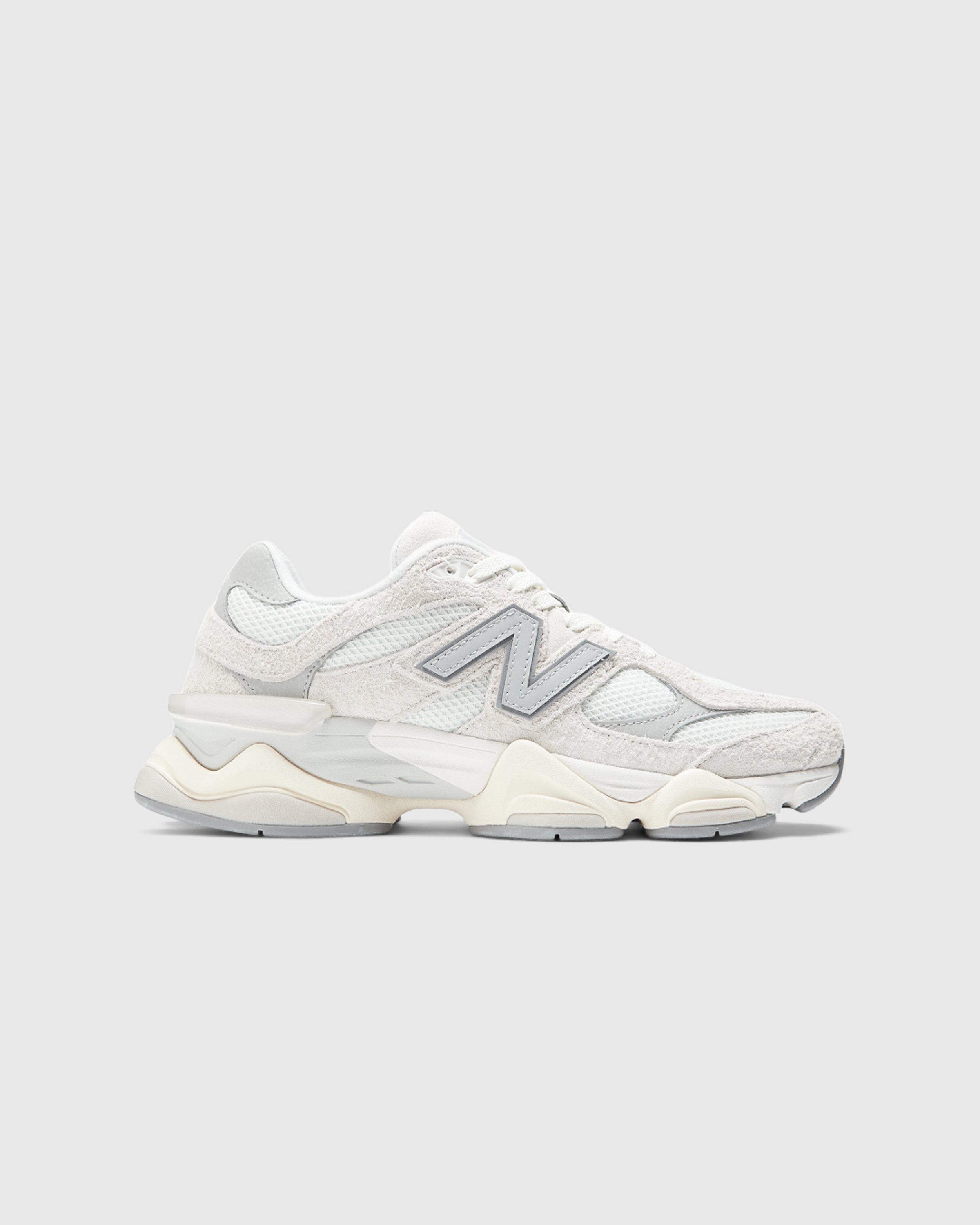 New balance 690 france hot sale