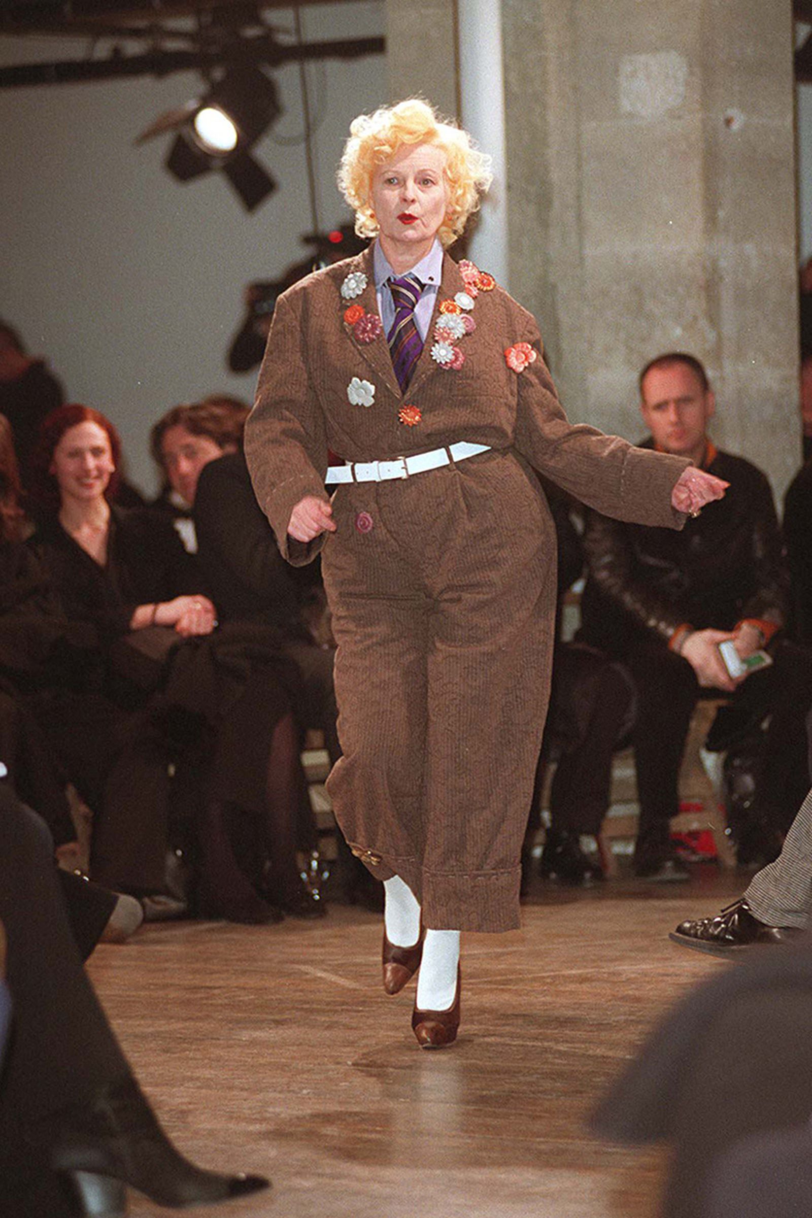 the-12-fashion-shows-that-changed-mens-fashion-yohji-1998-01