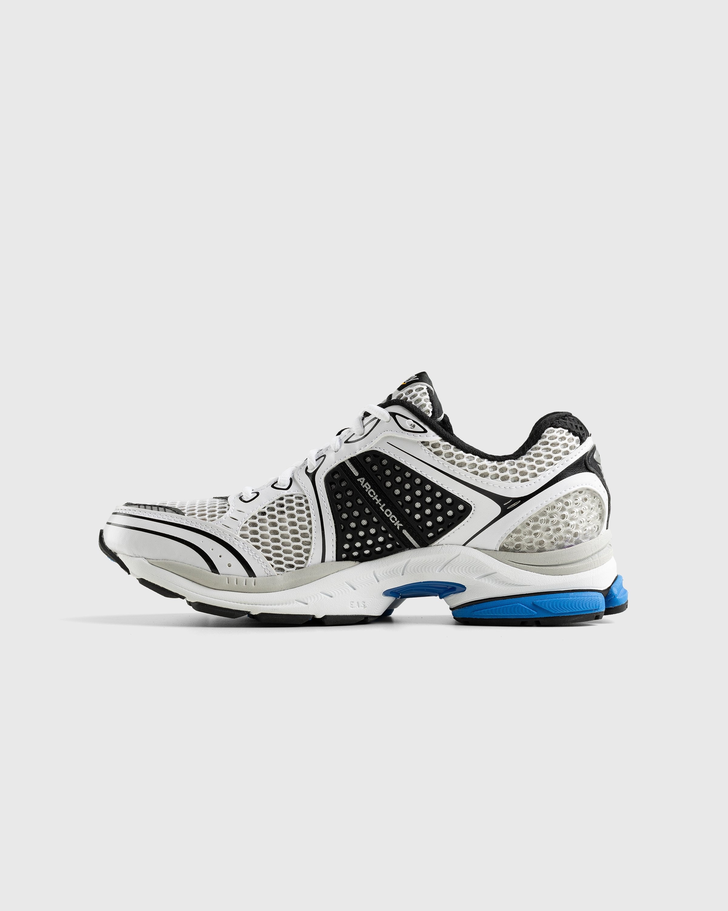 Saucony – Progrid Triumph 4 White - Sneakers - White - Image 2
