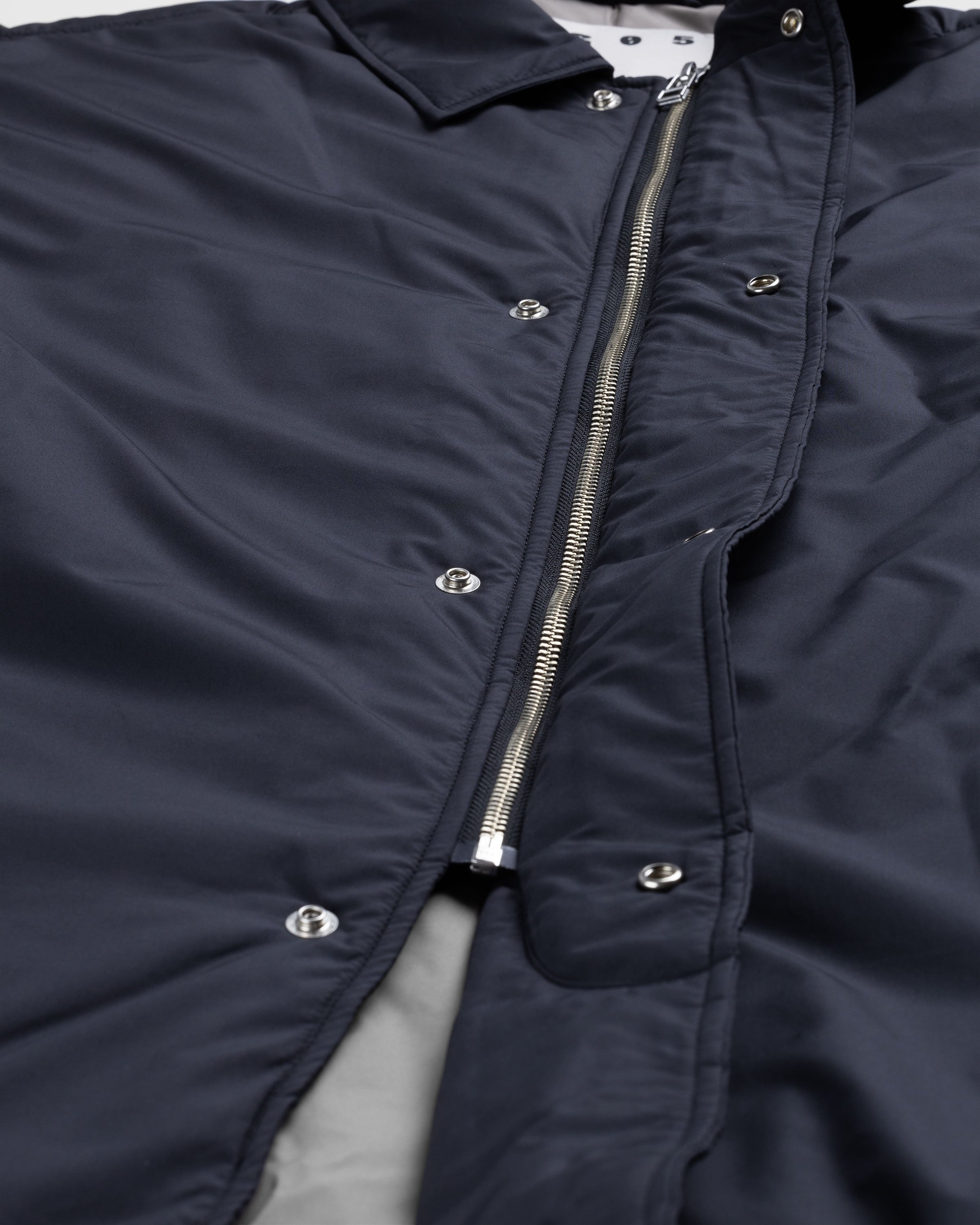 Highsnobiety HS05 – Light Insulated Eco-Poly Trench Coat Black - Outerwear - Black - Image 7
