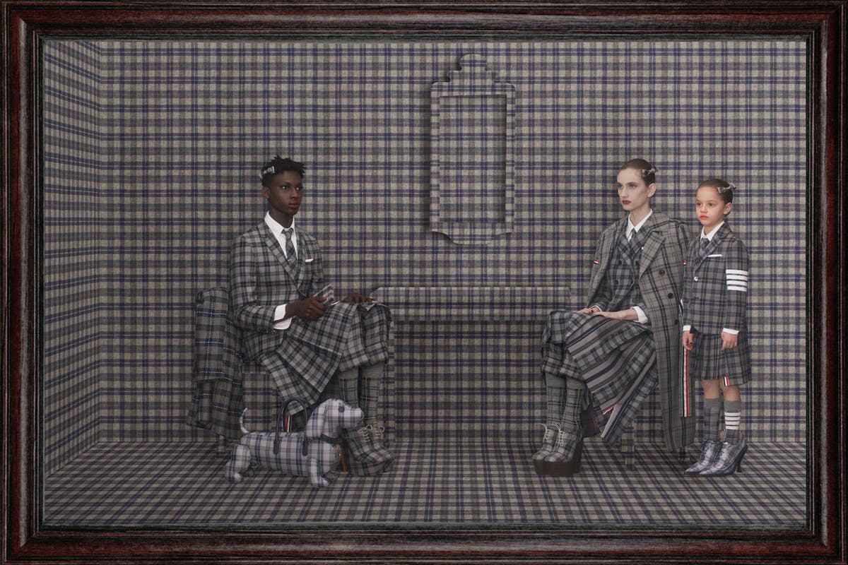 thom-browne-fall-winter-2022-tartan-fabric (2)