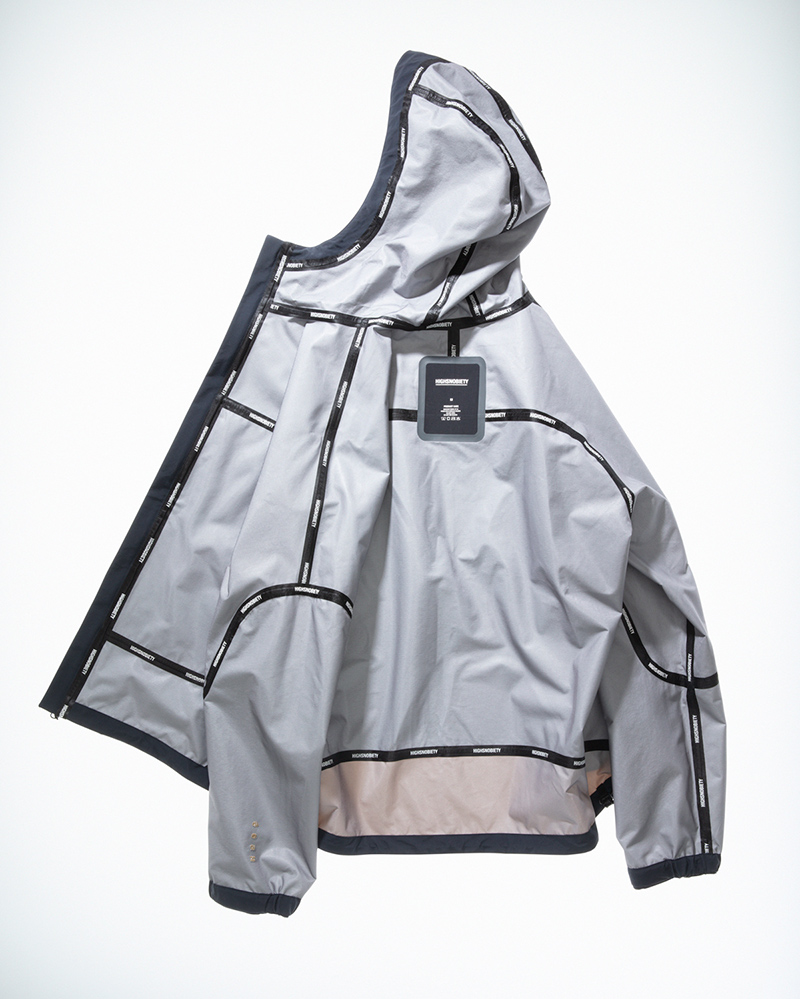 220131_HS05-Campaign_024A--3-LAYER-NYLON-JACKET-N904_029