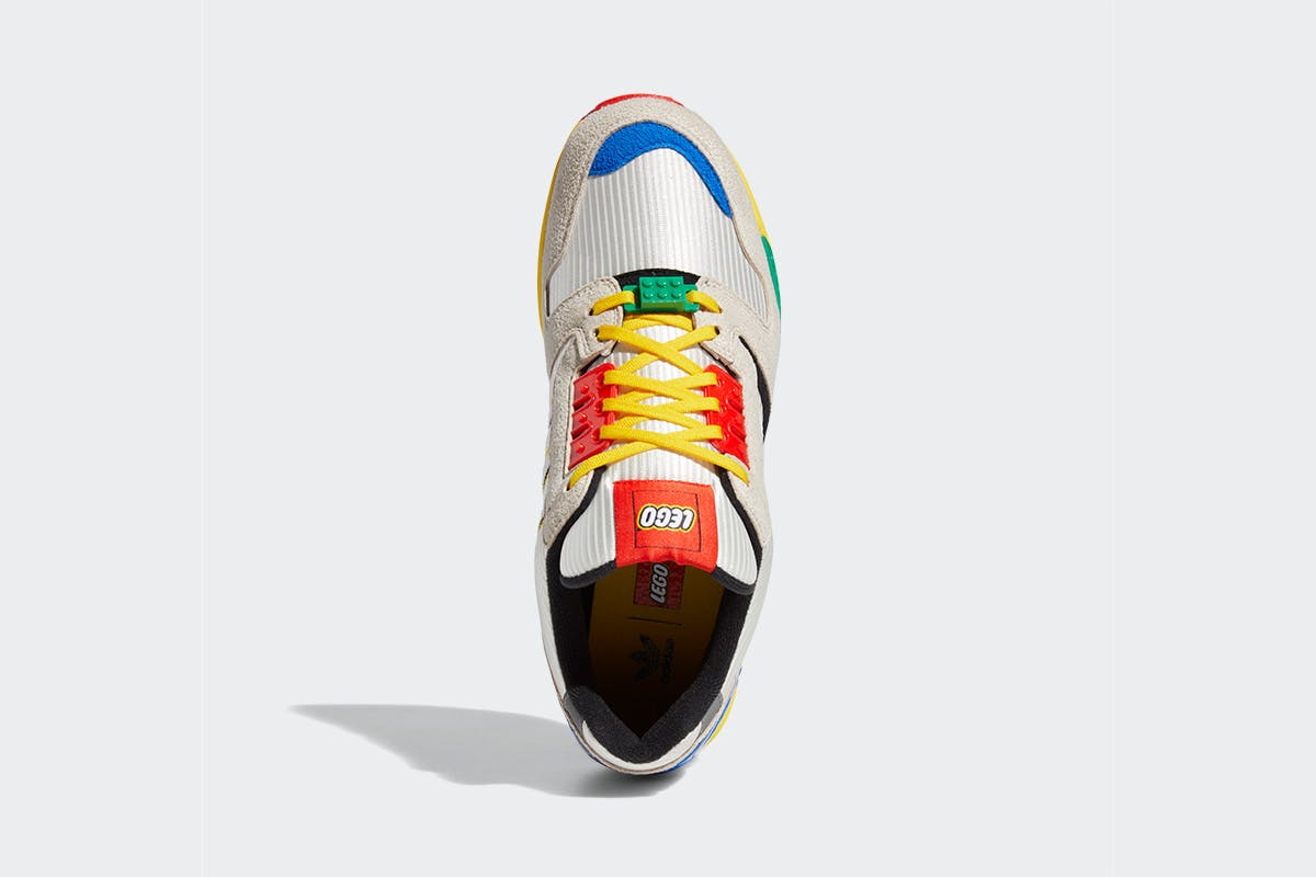Genre bleek Evenement LEGO x adidas ZX 8000: Official Images & Release Info