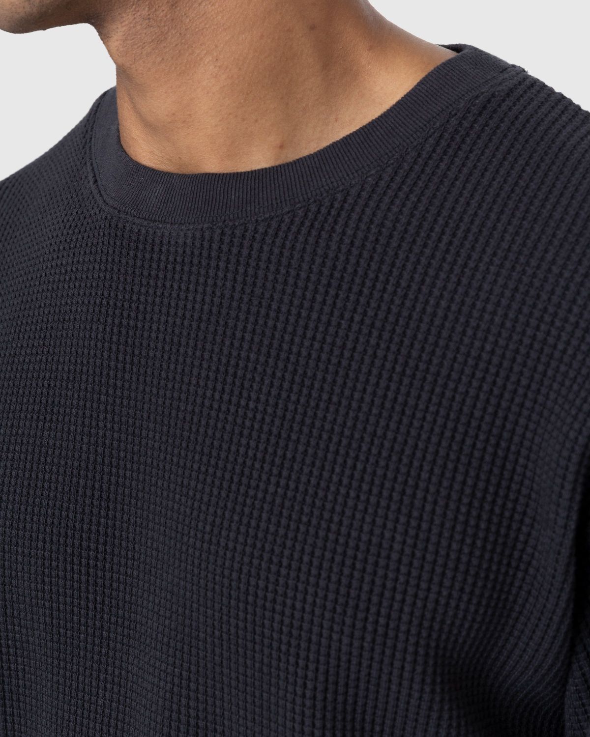 Highsnobiety – Thermal Crew Black - Sweats - Black - Image 7
