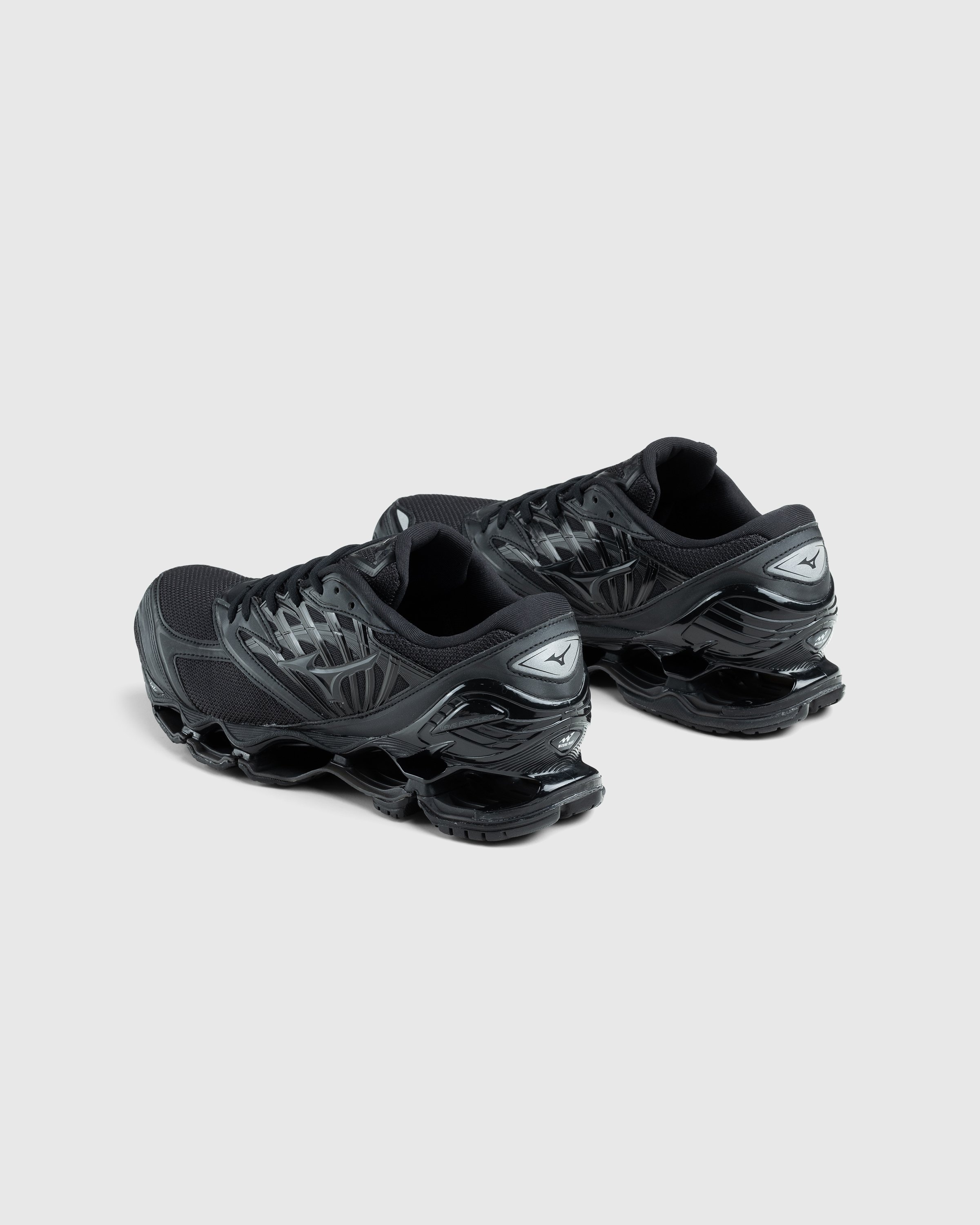 Mizuno – Wave Prophecy LS Black - Low Top Sneakers - Black - Image 4
