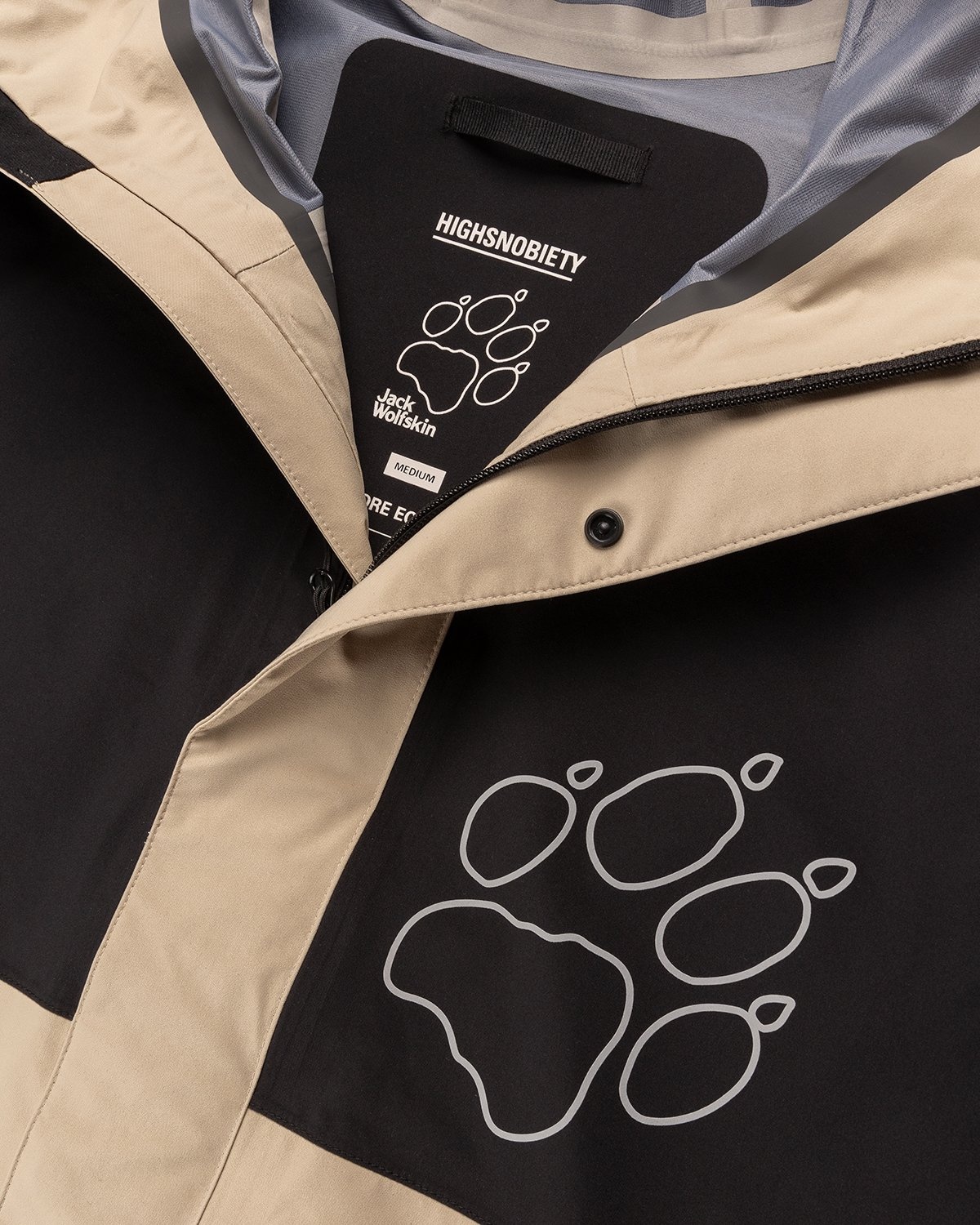 Jack Wolfskin x Highsnobiety – HS Sports Rain Jacket Black - Outerwear - Black - Image 4