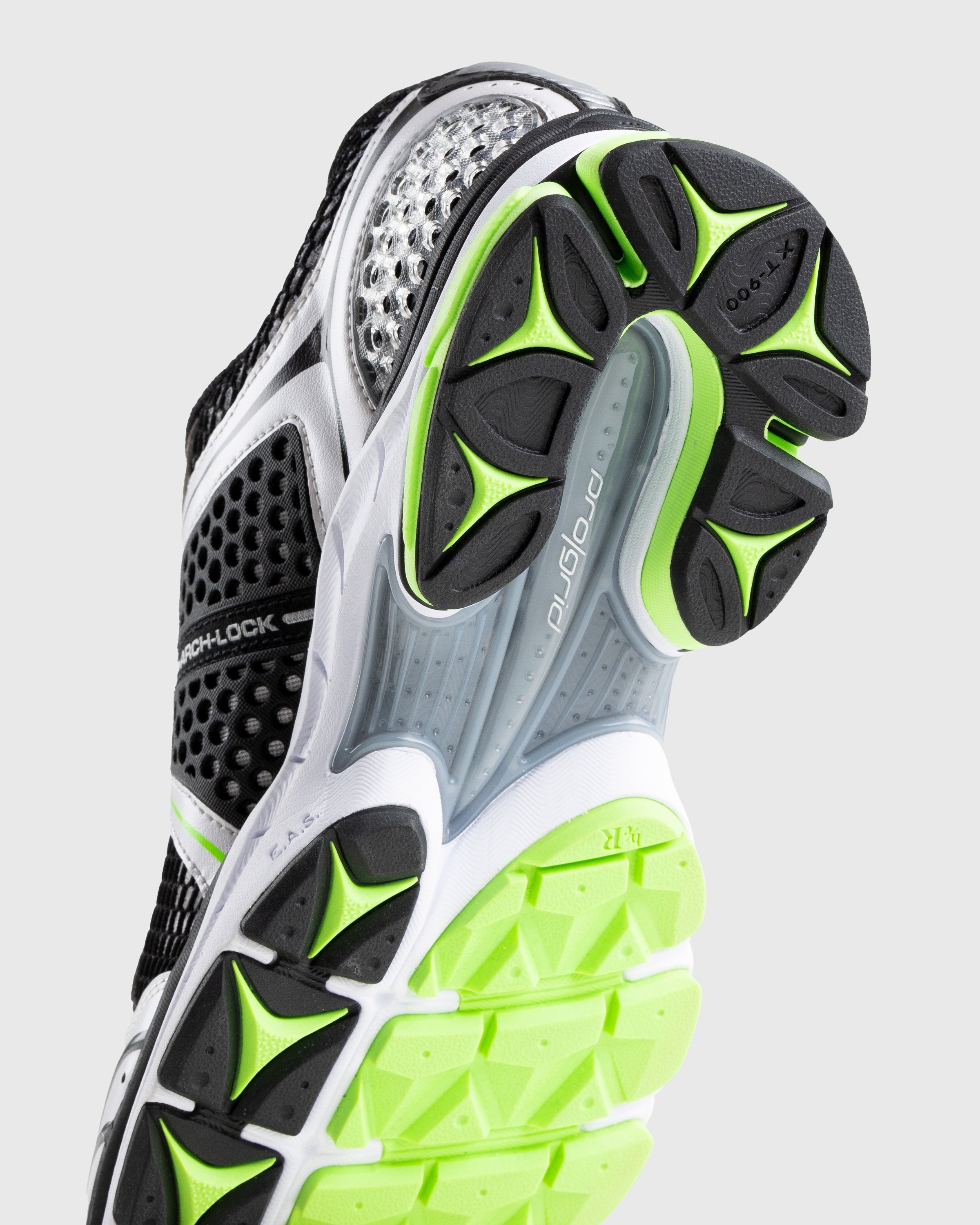 Saucony triumph 6 black on sale