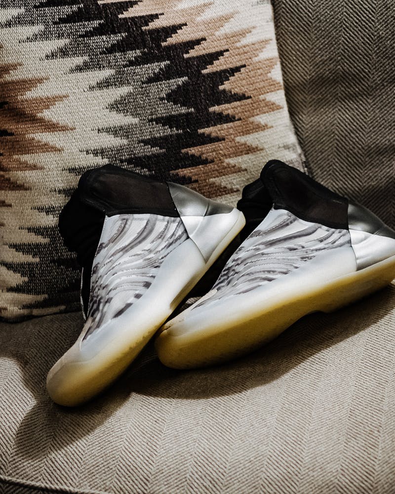 yeezy-qntm-bsktball-differences-10