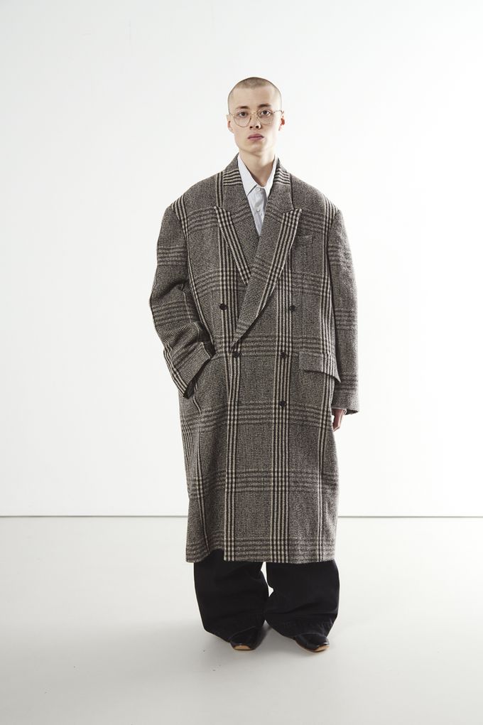 Hed Mayner Fall/Winter 2022 Collection Lookbook at PFW