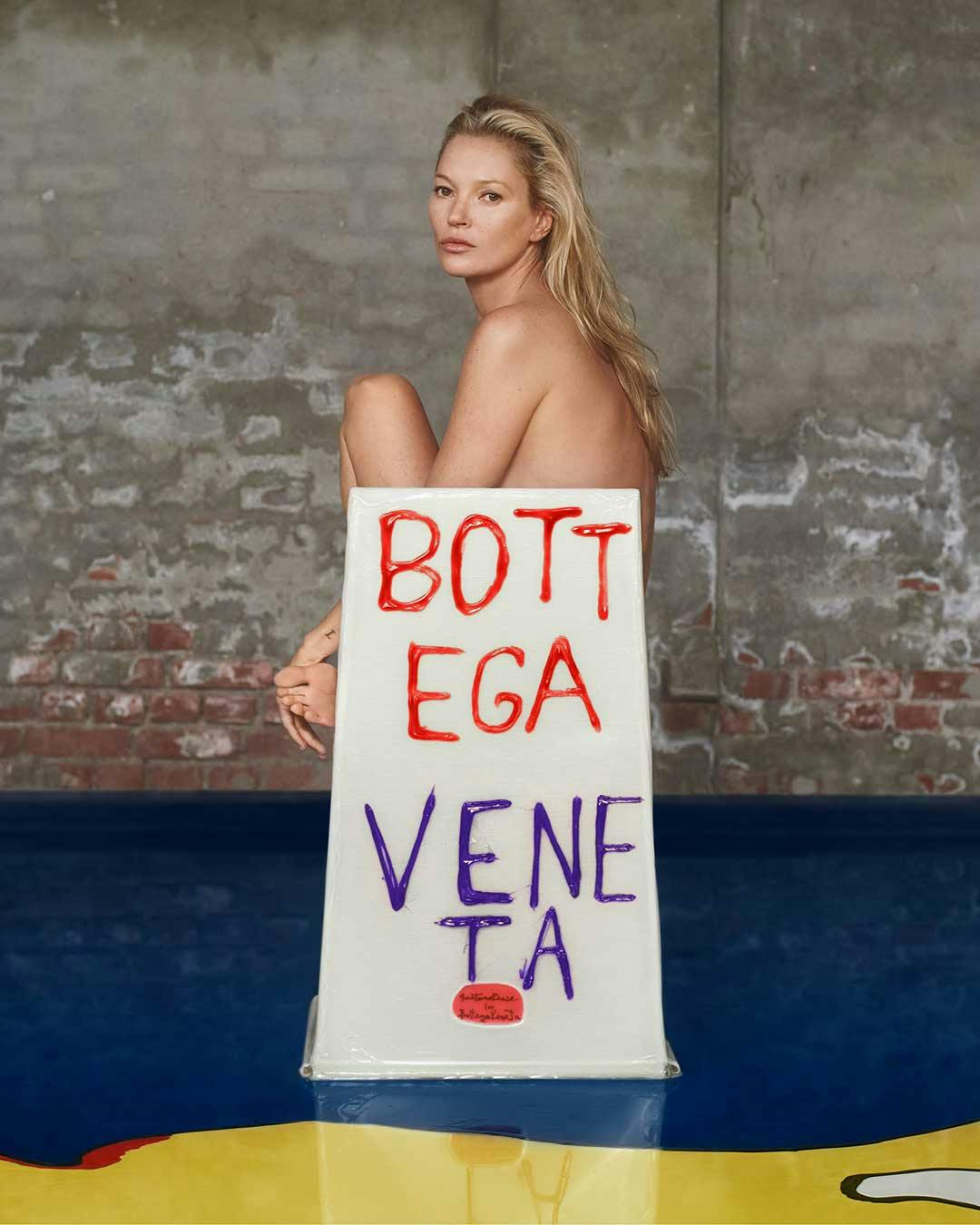 bottega-veneta-kate-moss-chairs- (2)