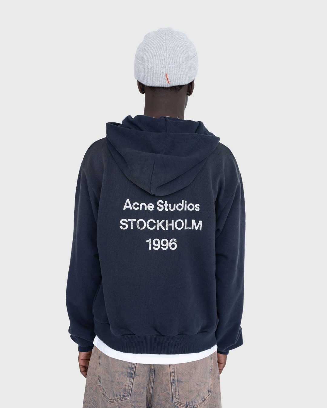 Hoodies with logo on back online