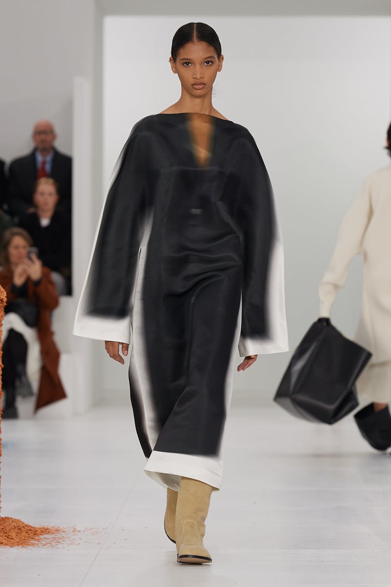 loewe-fall-winter-2023-womens-50
